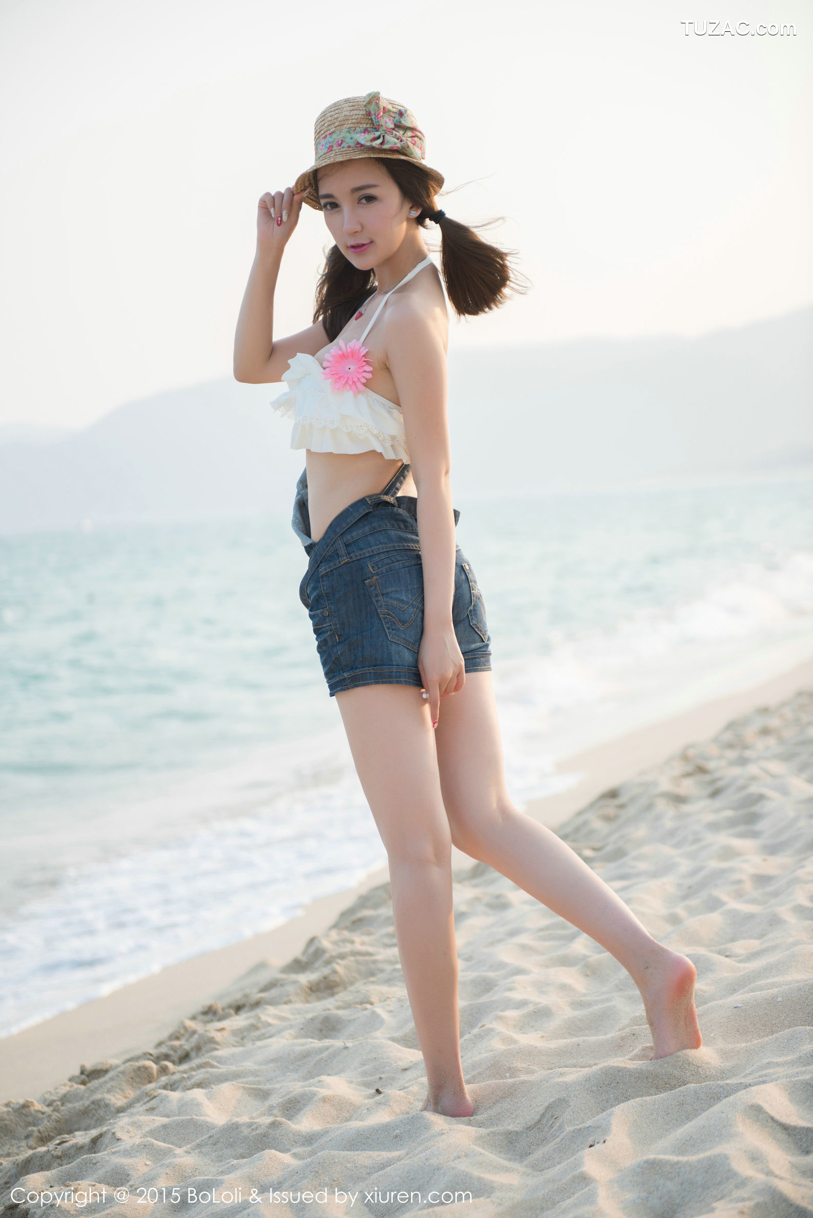 BoLoli波萝社-vol.015-monkey_小潘鼠-三亚旅拍又萌又美外拍系列-