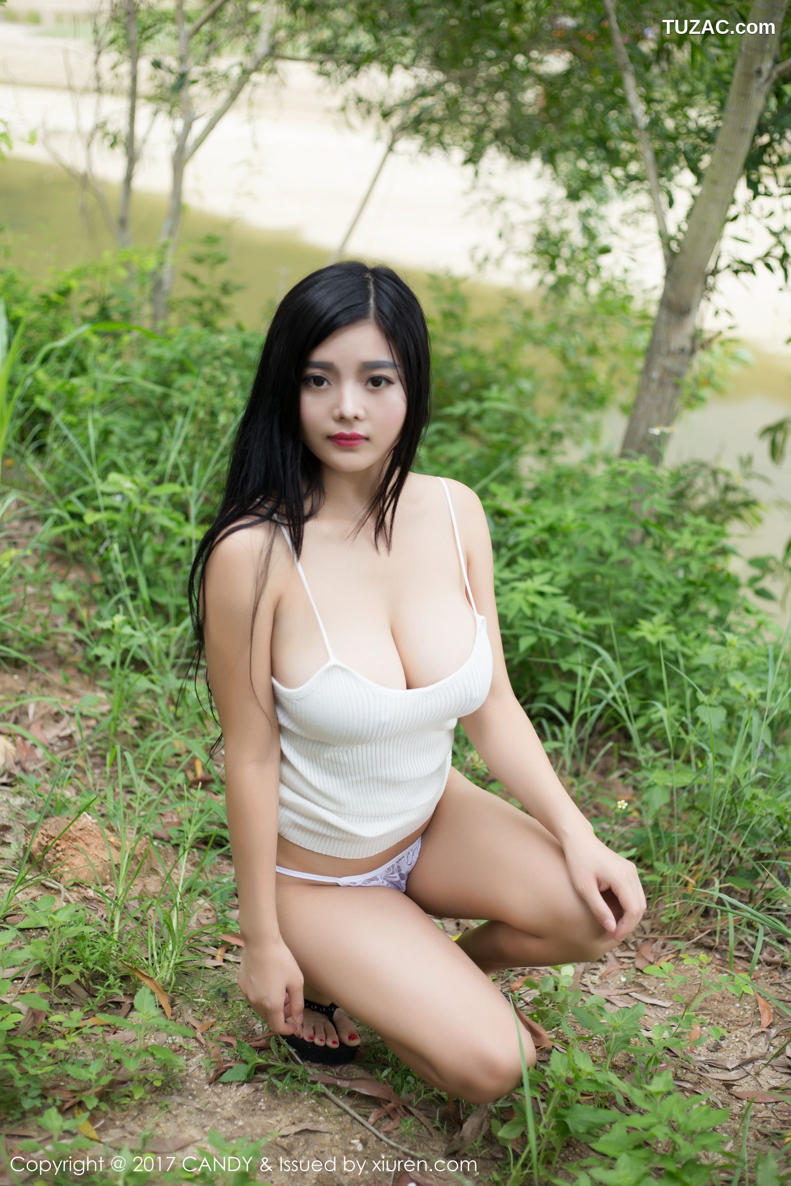 Candy糖果画报-013-林美惠子Mieko-《外景海边-车内拍摄》-2017.02.28