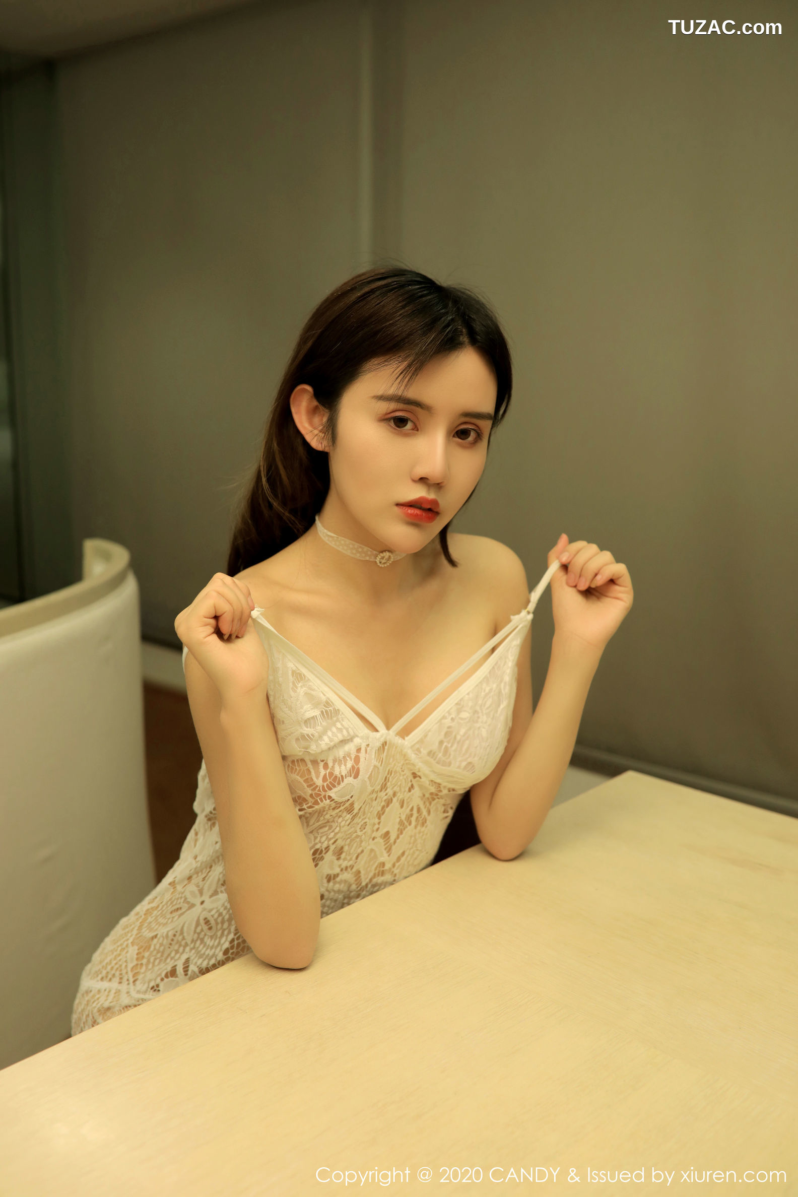 Candy网红馆-079-Cris_卓娅祺-《居家女友主题系列》-2020.04.21