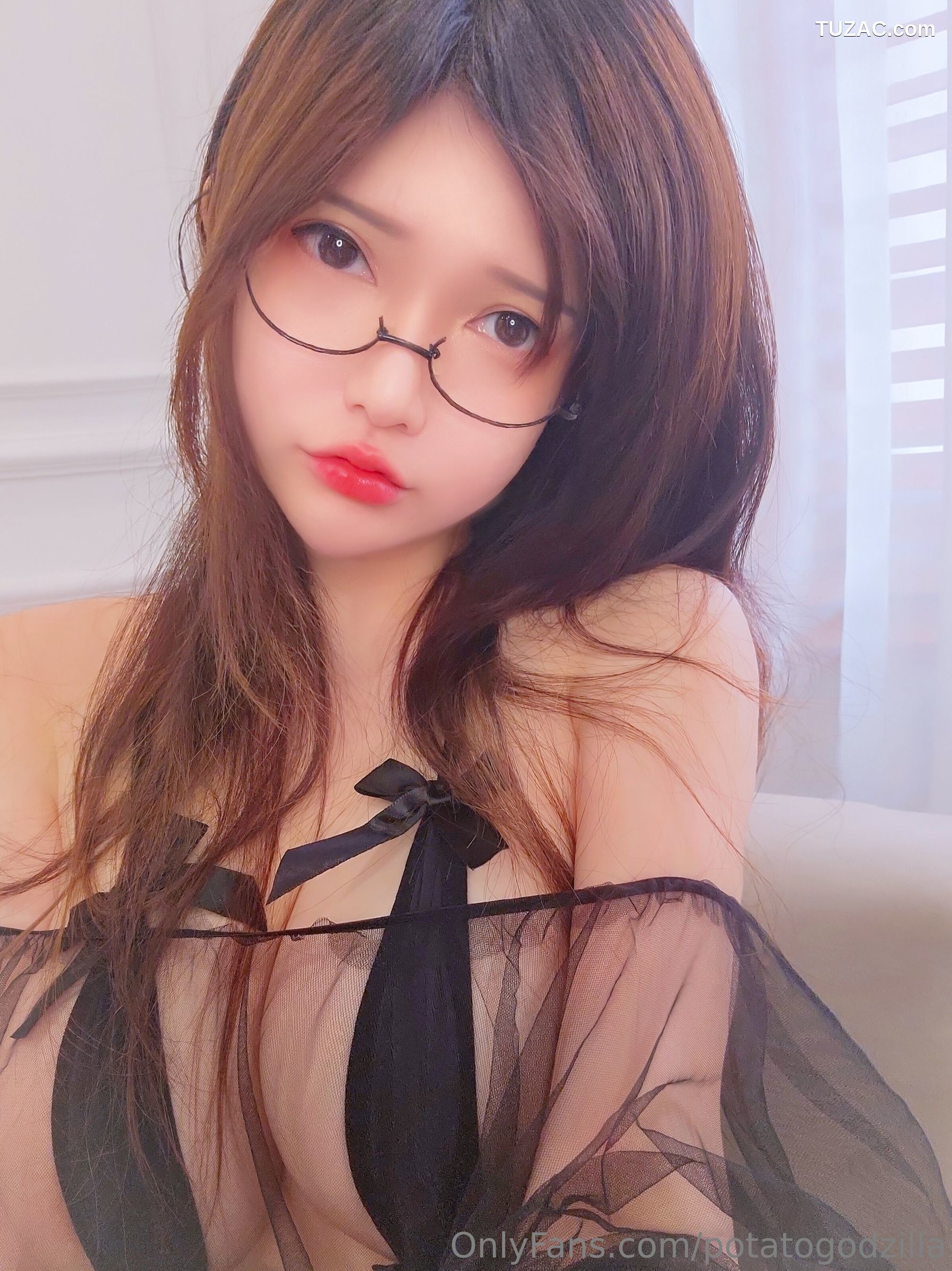 Potato-Godzilla-Black-Transparent-Lingerie-Onlyfans-Nude-Oct-2024