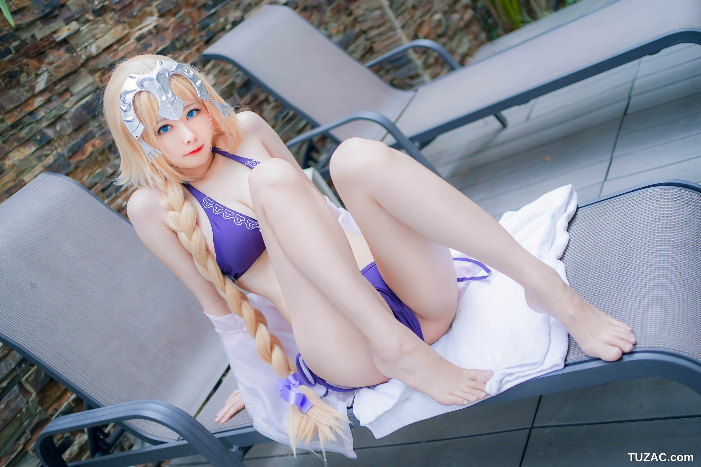 Arty亚缇-Arty-Huang-cosplay-Jeanne-d-Arc-比基尼