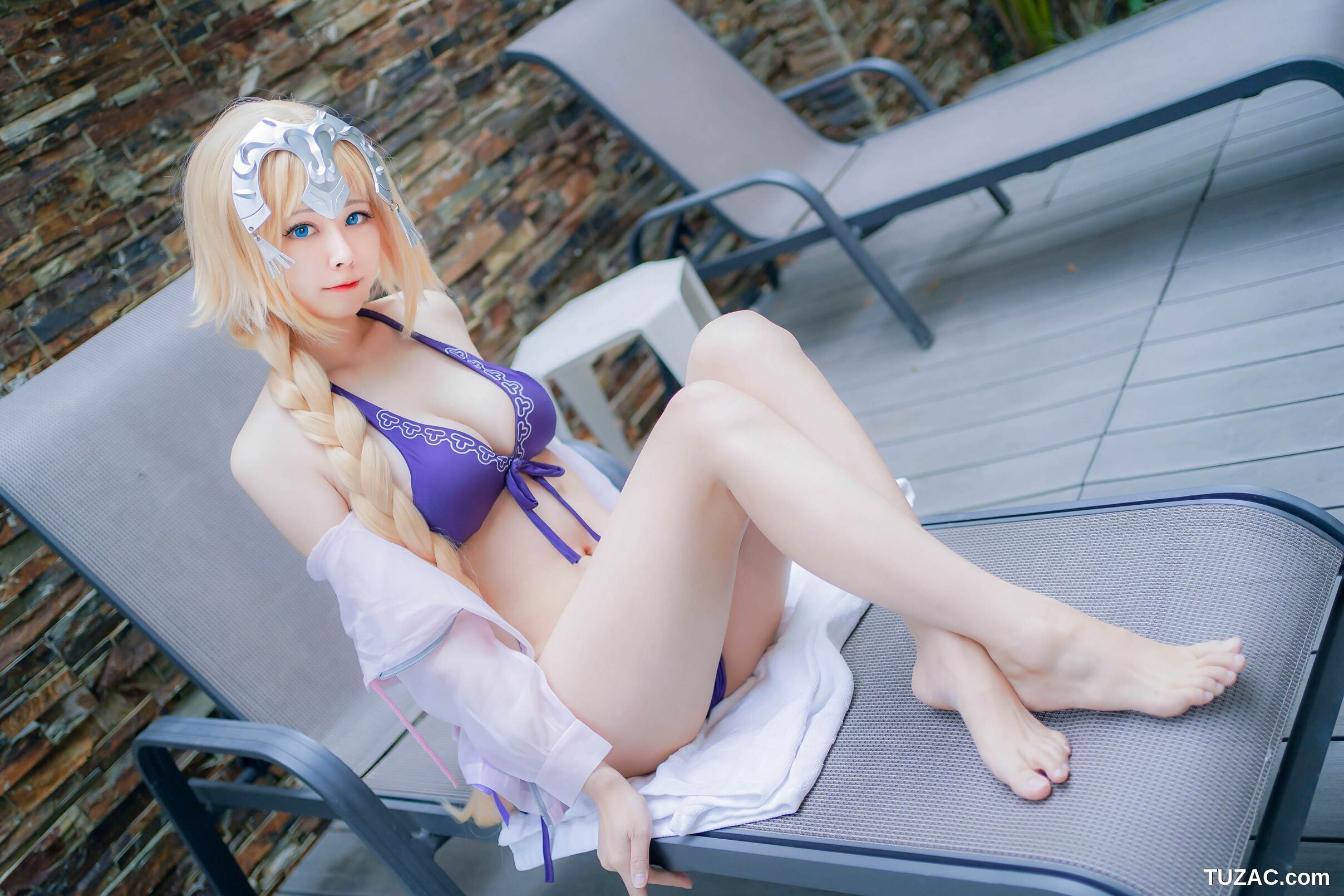 Arty亚缇-Arty-Huang-cosplay-Jeanne-d-Arc-比基尼