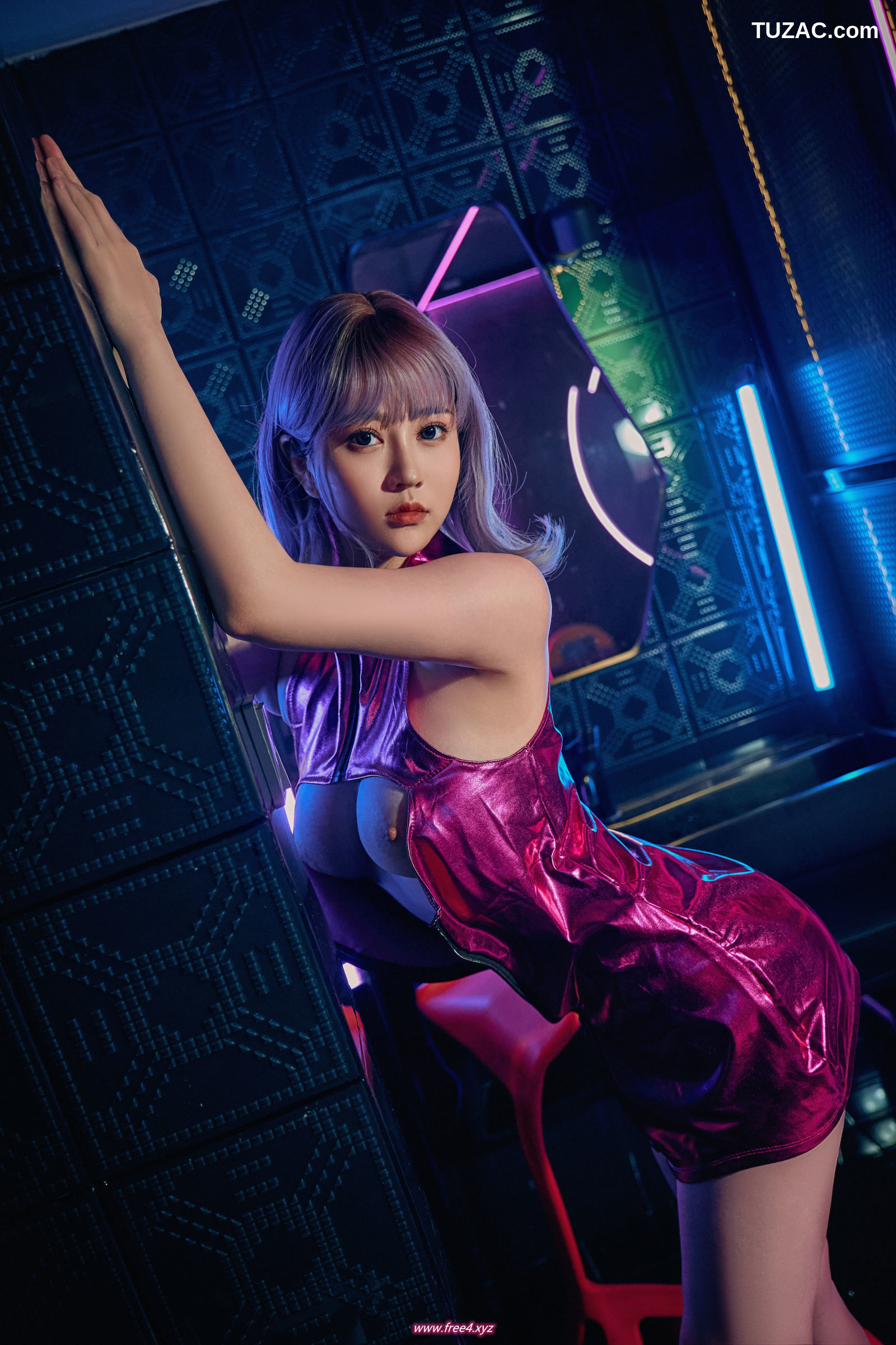年年Nnian-赛博女孩-Cyber-Girl