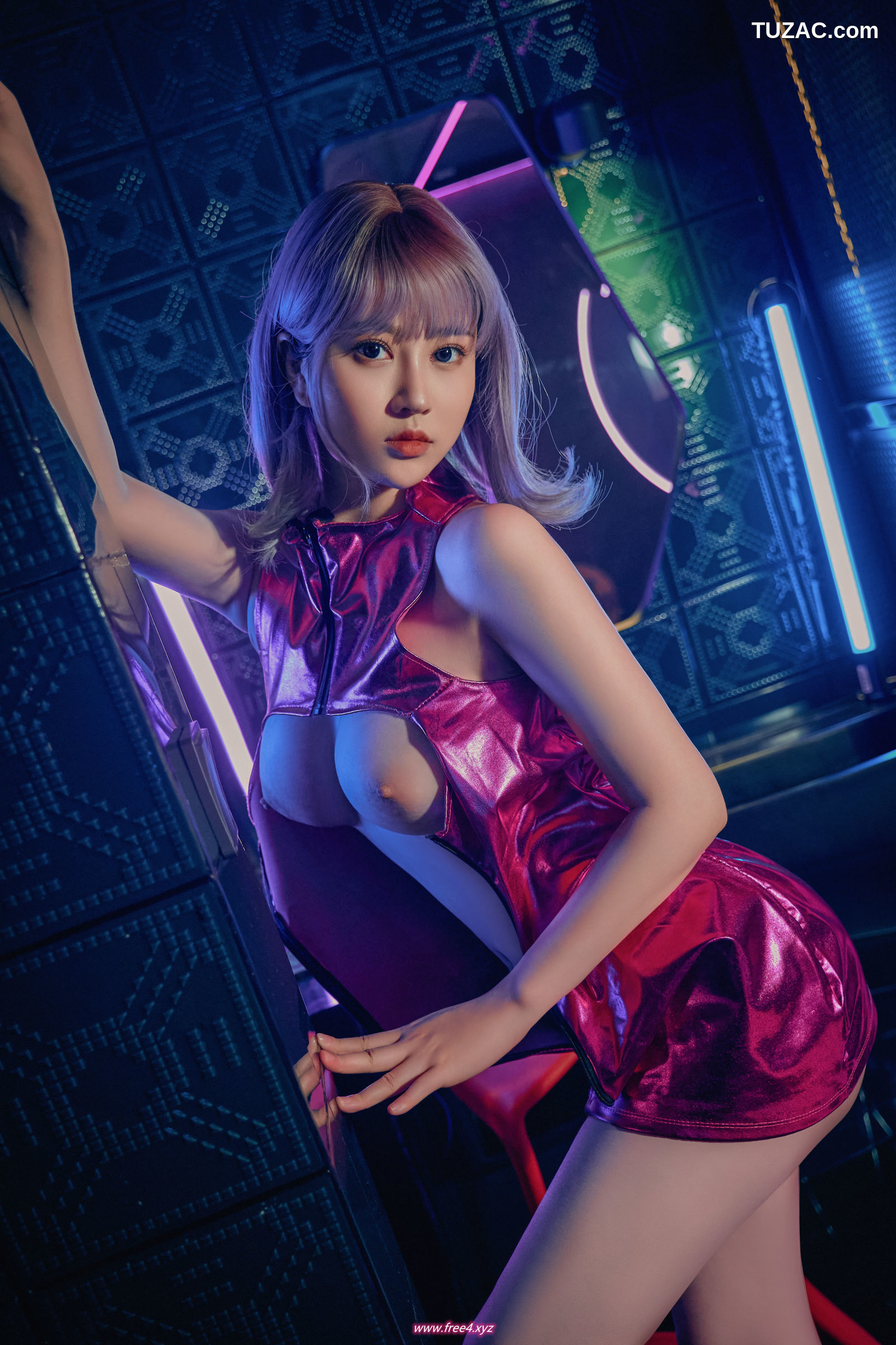 年年Nnian-赛博女孩-Cyber-Girl