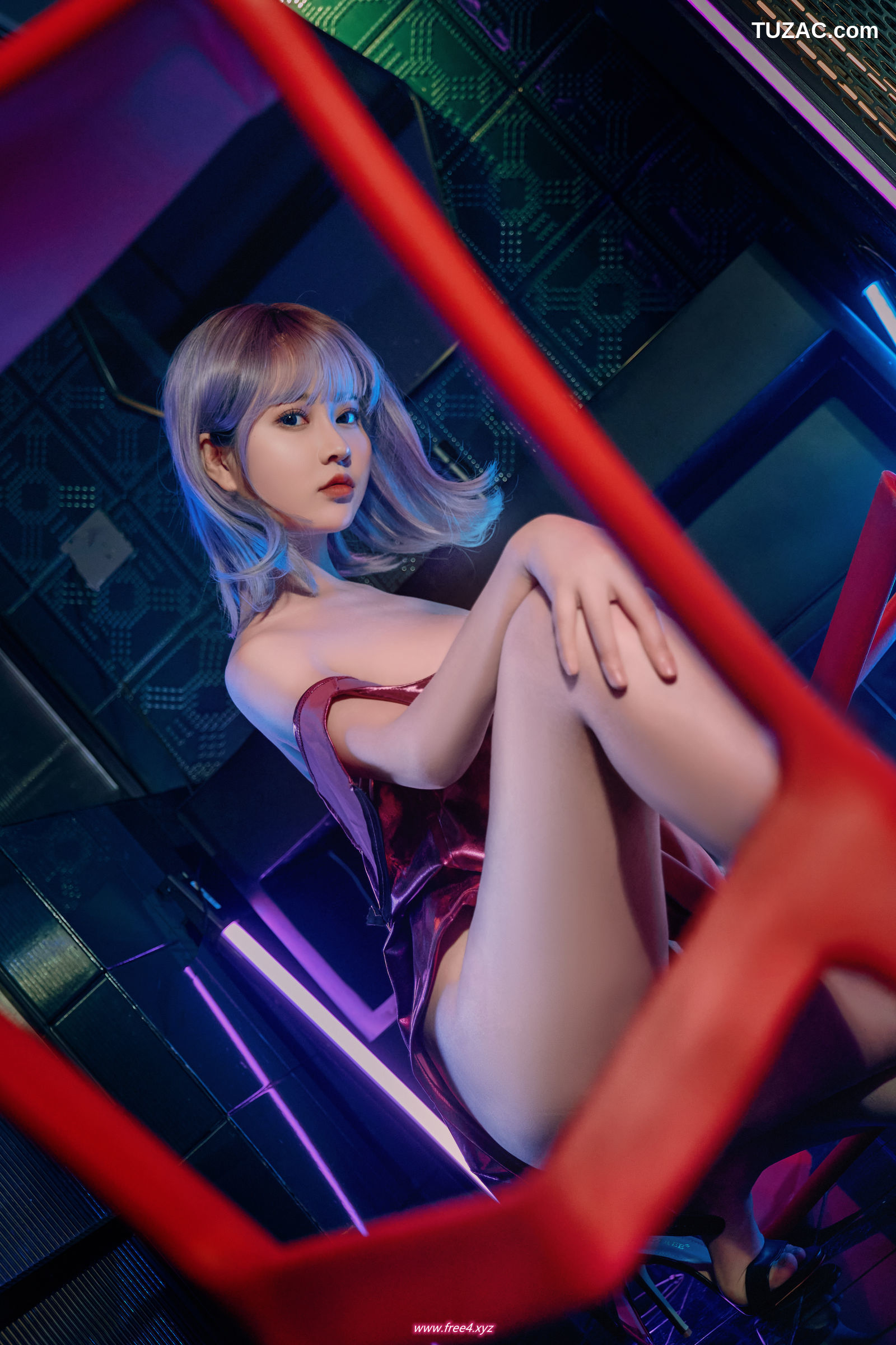 年年Nnian-赛博女孩-Cyber-Girl