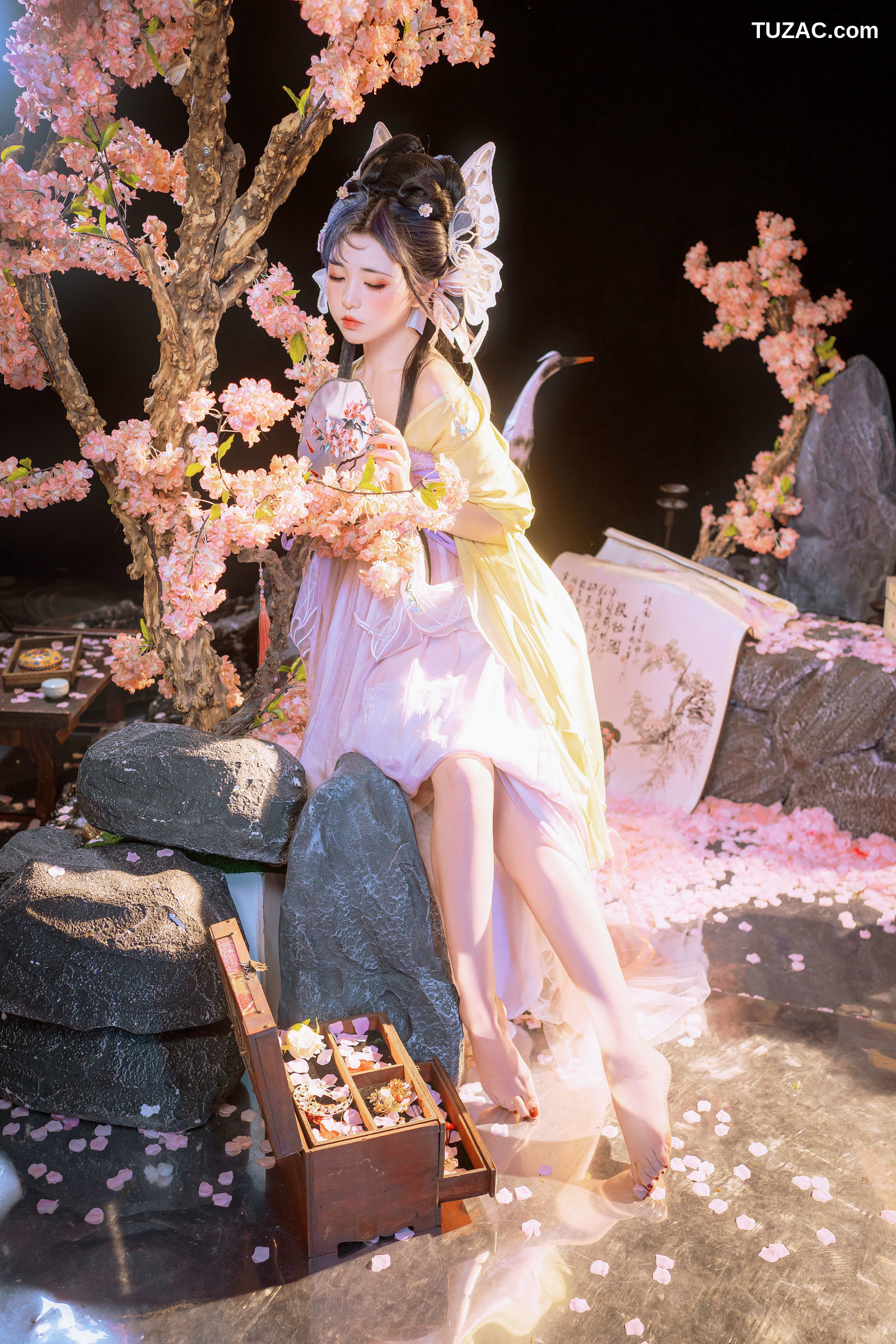 爆机少女喵小吉-如梦令