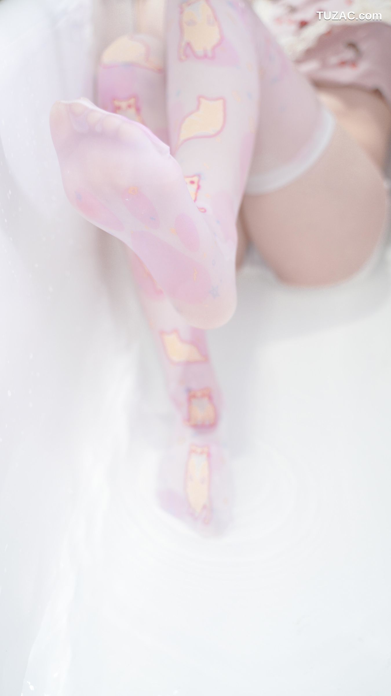 爆机少女喵小吉-小吉的雪糕时间