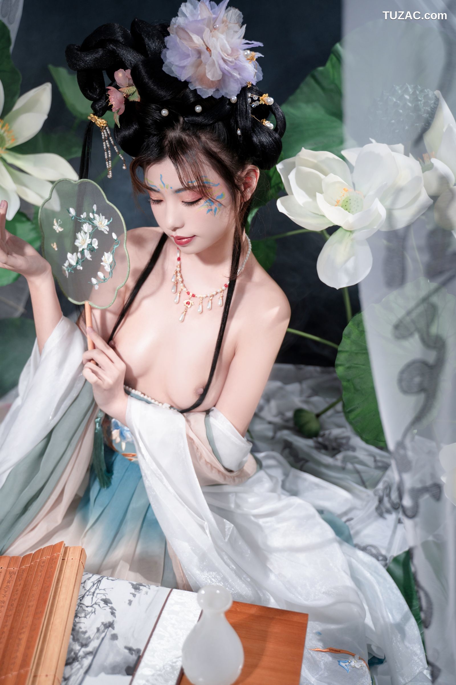 爆机少女喵小吉-月华清