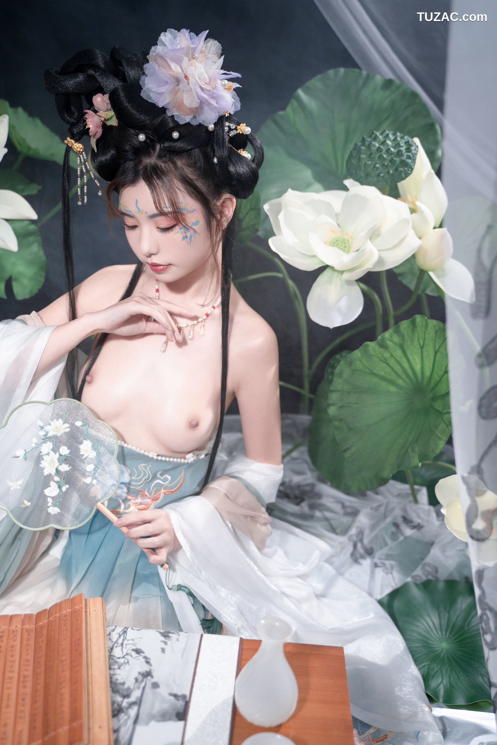 爆机少女喵小吉-月华清