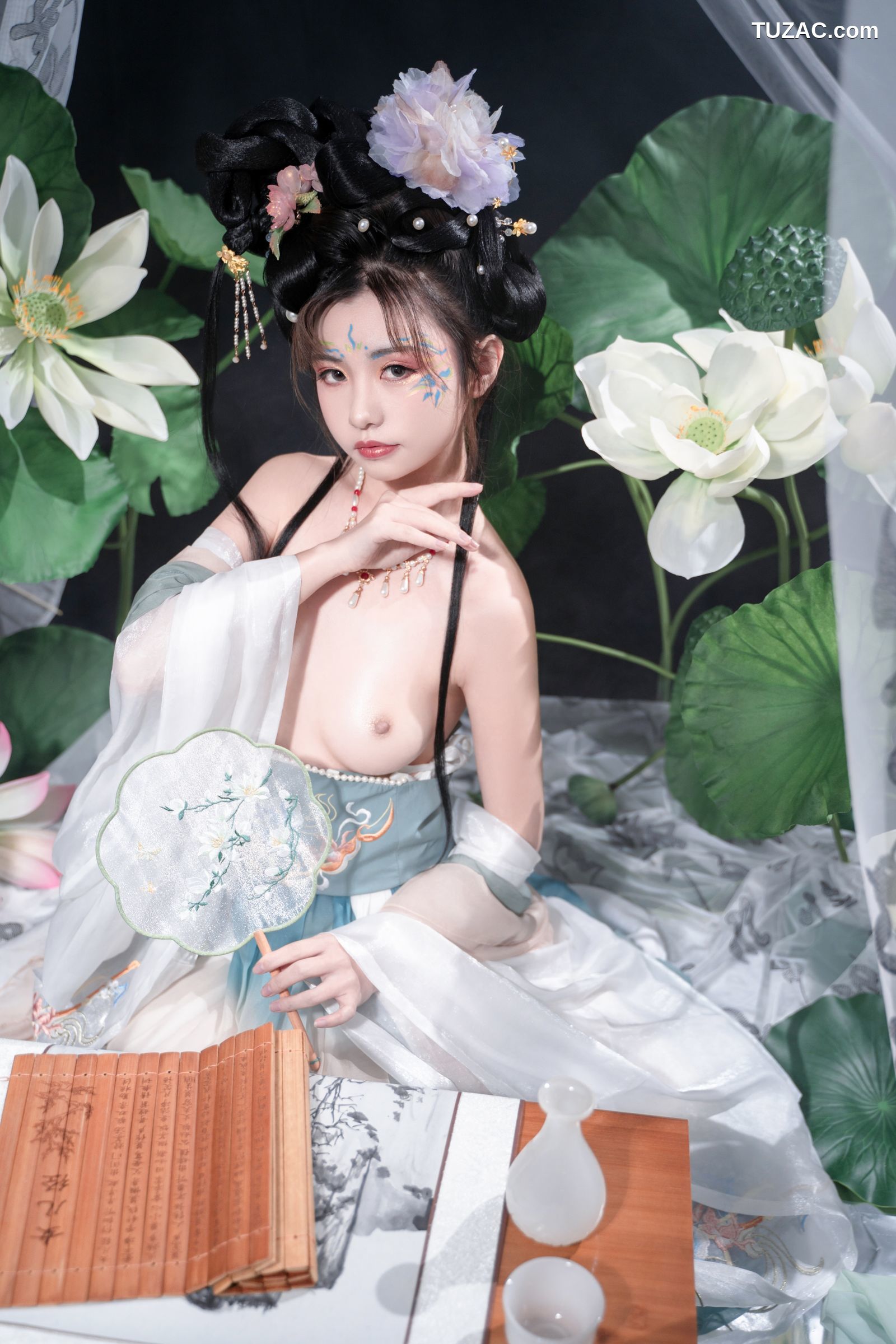 爆机少女喵小吉-月华清