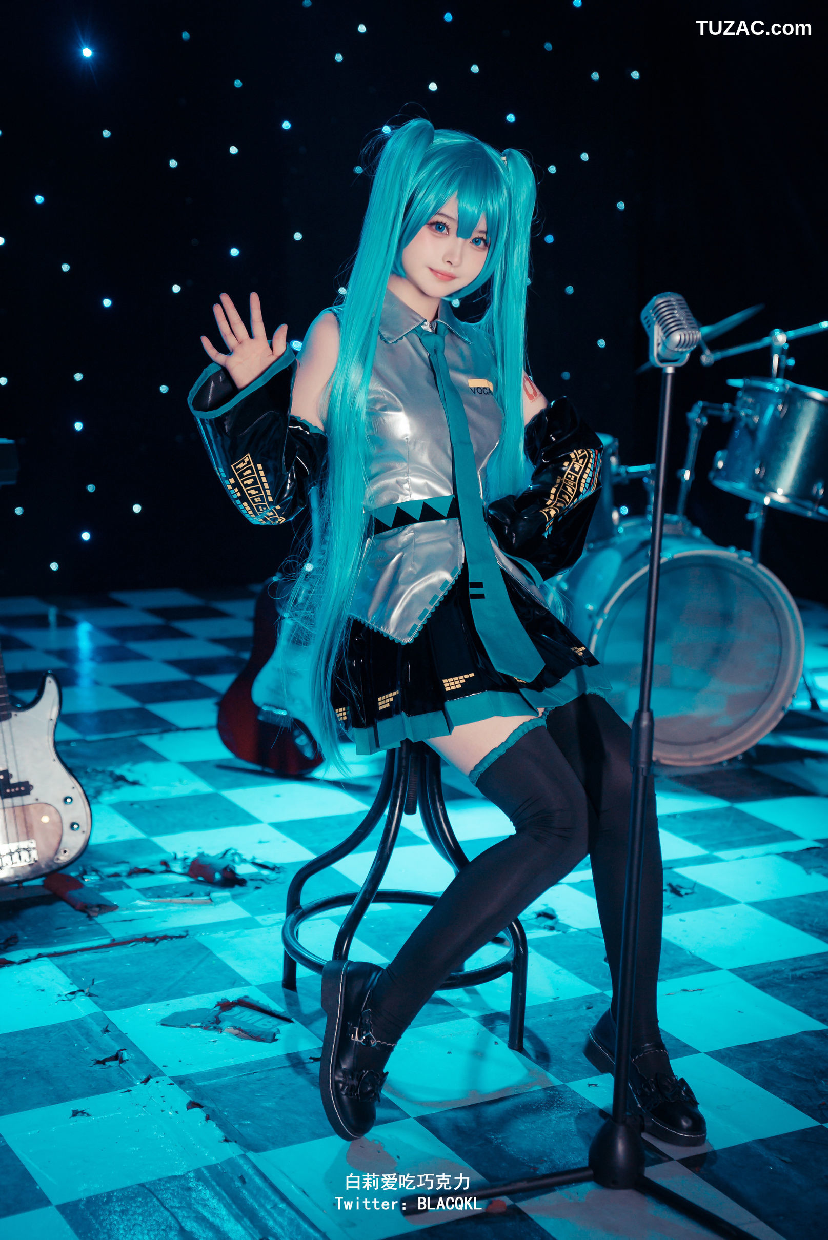 白莉爱吃巧克力-miku