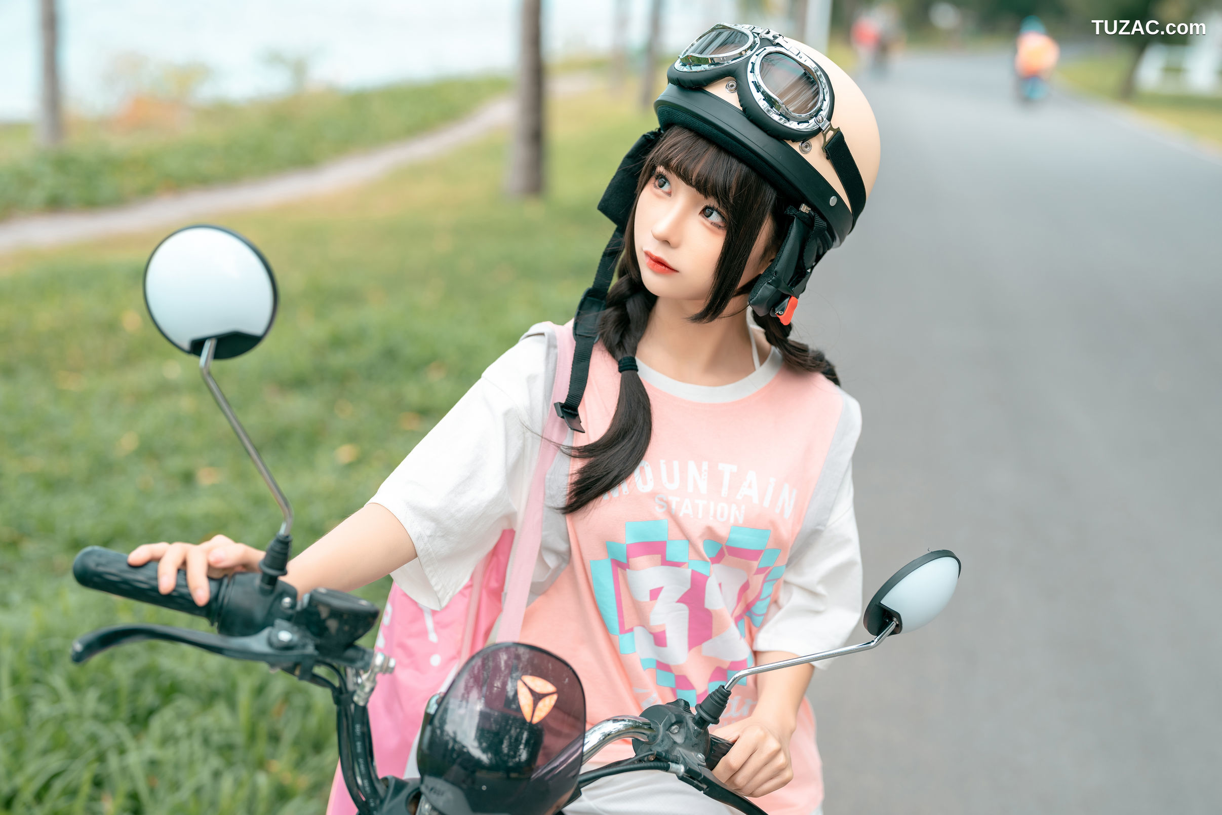 蠢沫沫-电动机车-Electric-Car