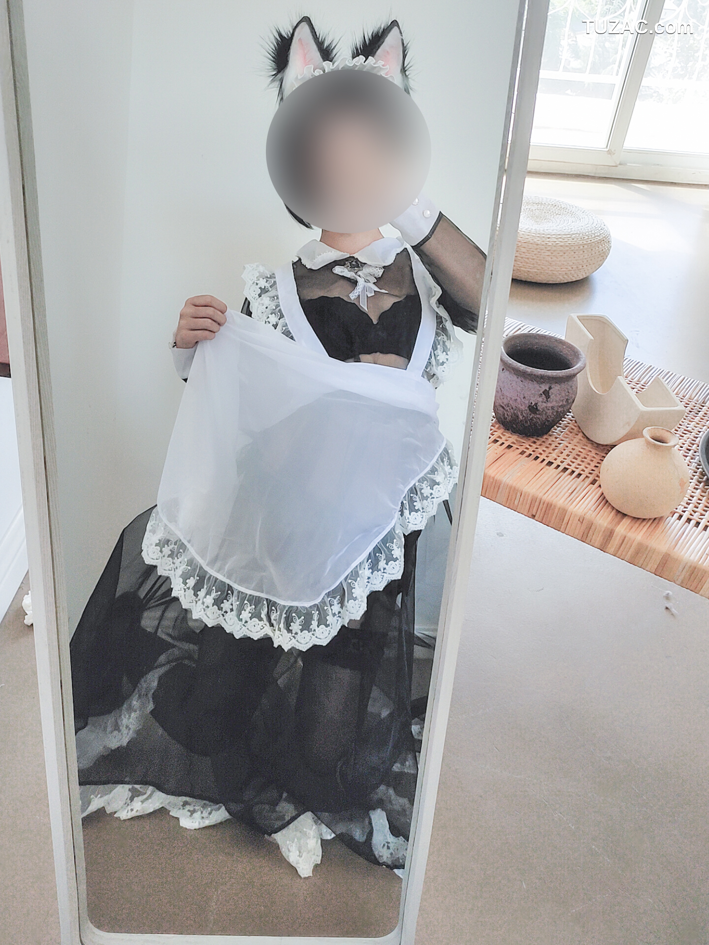 蠢沫沫-透明女仆自拍