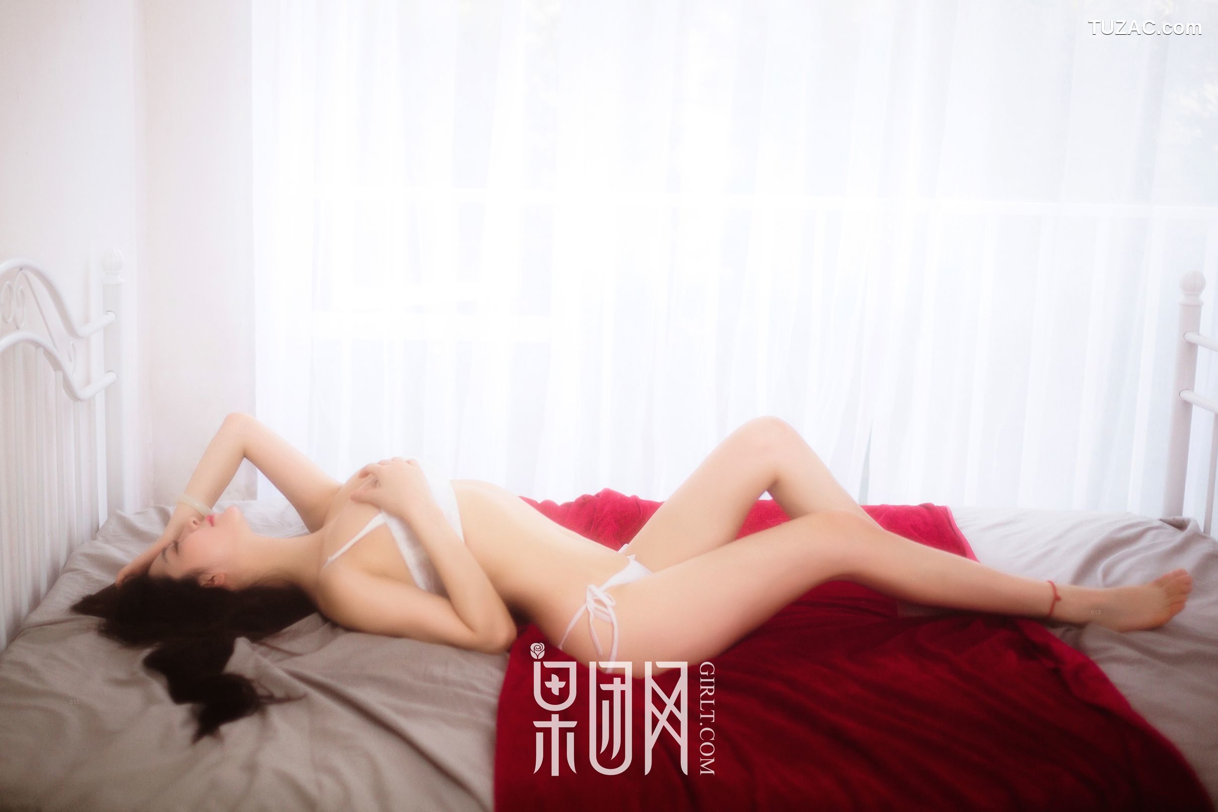 GIRLT果团网-039-小伊伊-E奶美囡囡-娇俏玉兔精