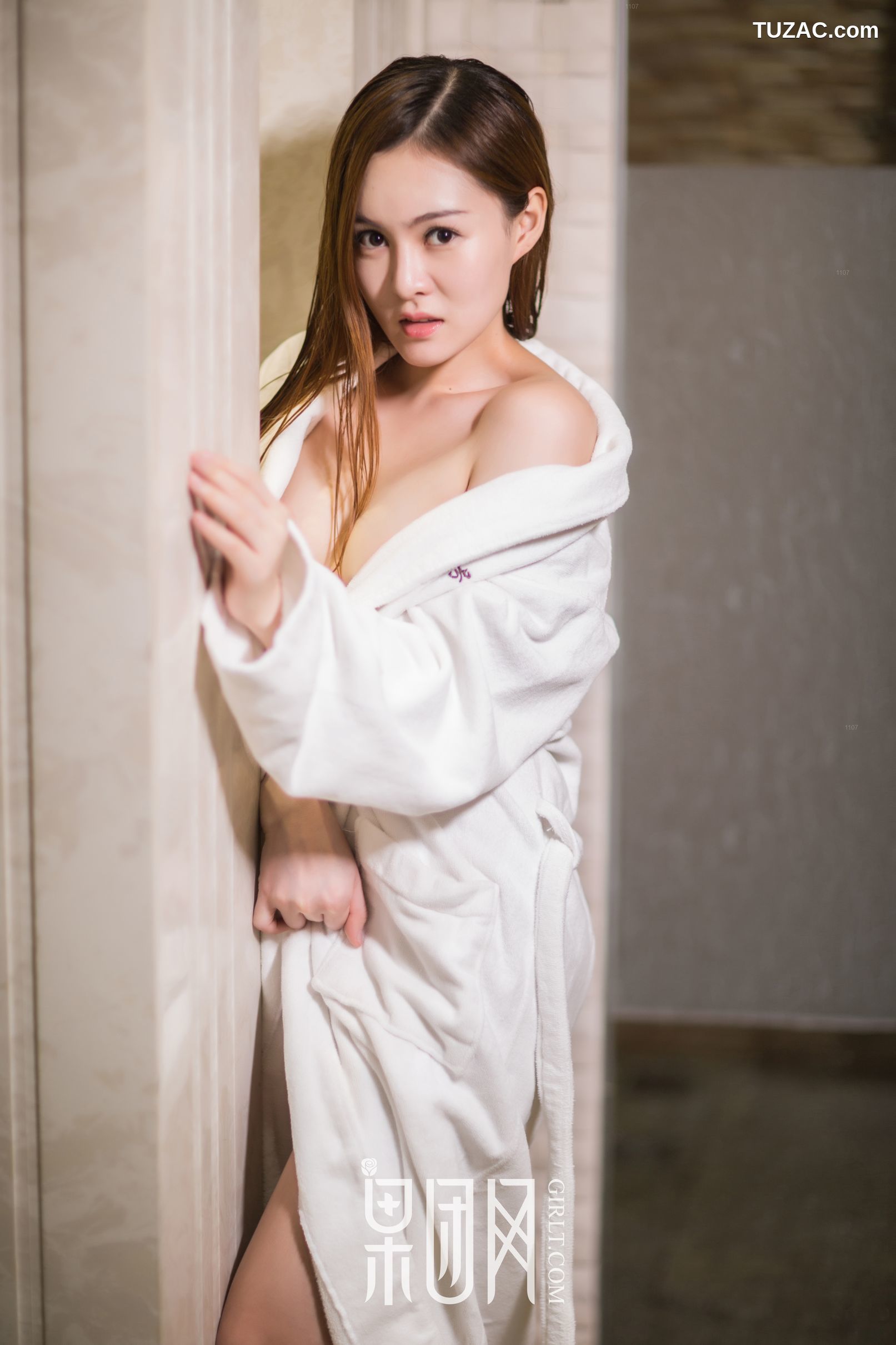 GIRLT果团网-059-纹身女浴室湿身玩泡泡