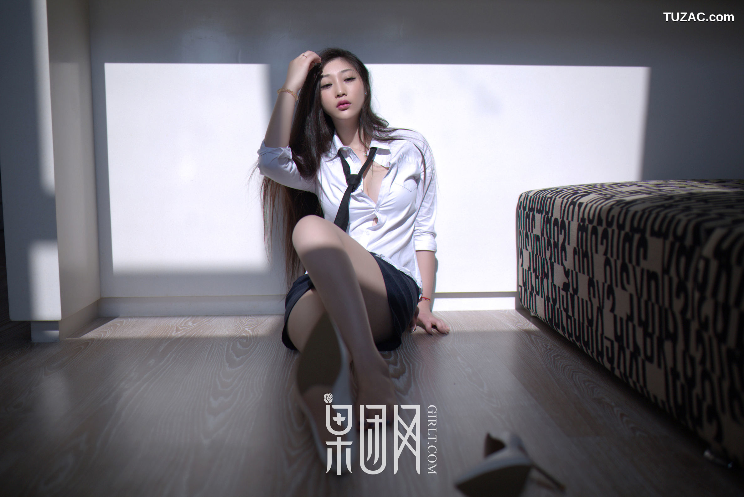 GIRLT果团网-082-妲己_Toxic-制服诱惑系列之办公室禁忌