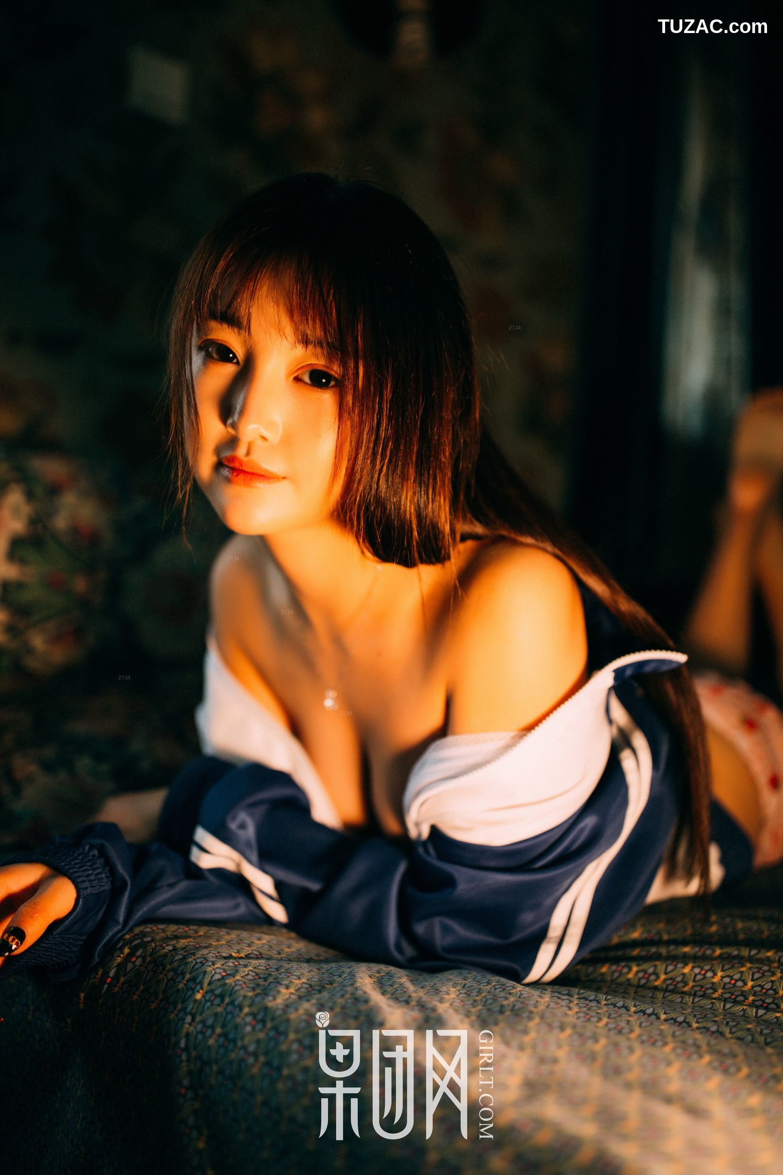 GIRLT果团网-熊川纪信-015-学生妹妹的校服风情