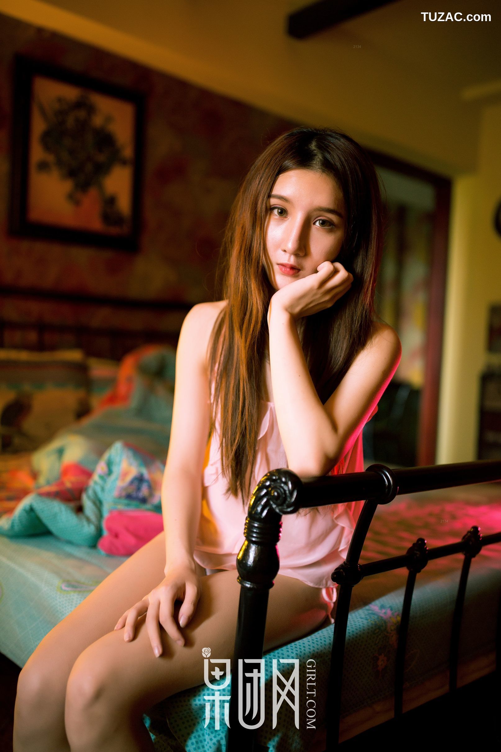 GIRLT果团网-熊川纪信-018-贪玩精灵因迷路被困-求收留