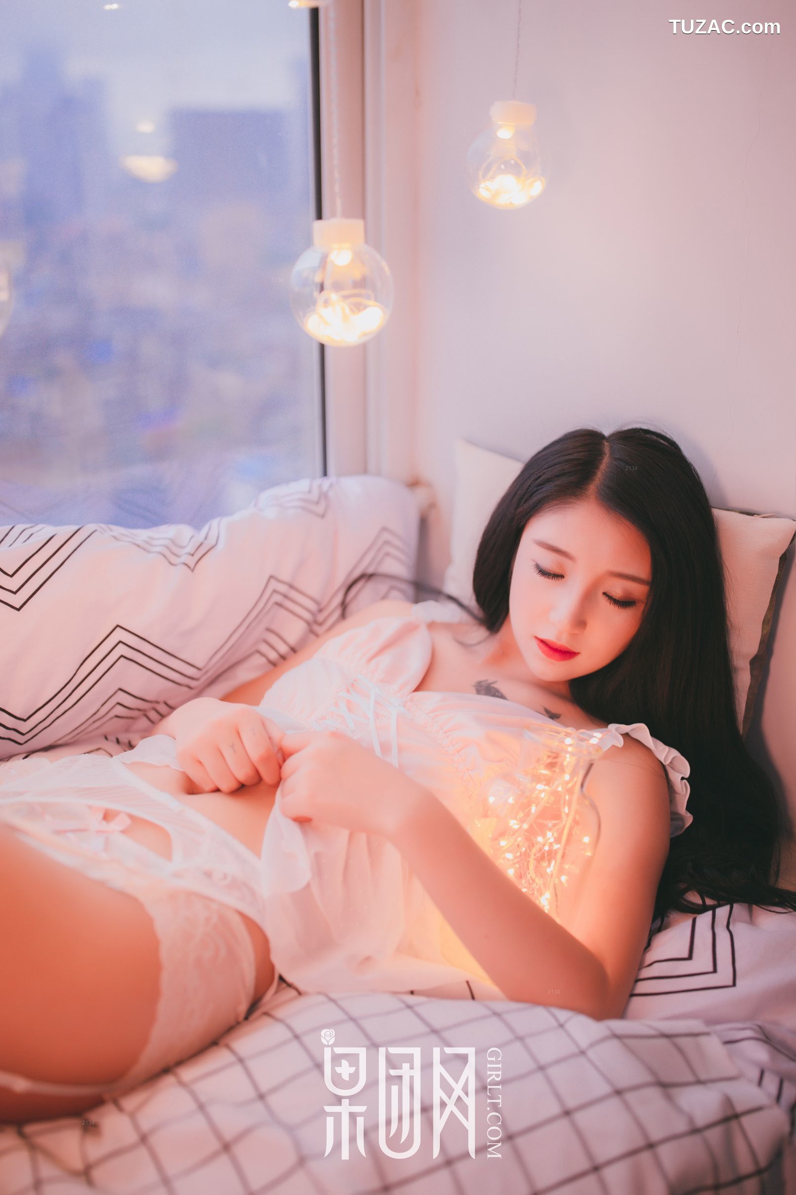 GIRLT果团网-熊川纪信-027-清纯女神-身着白纱-妩媚动人