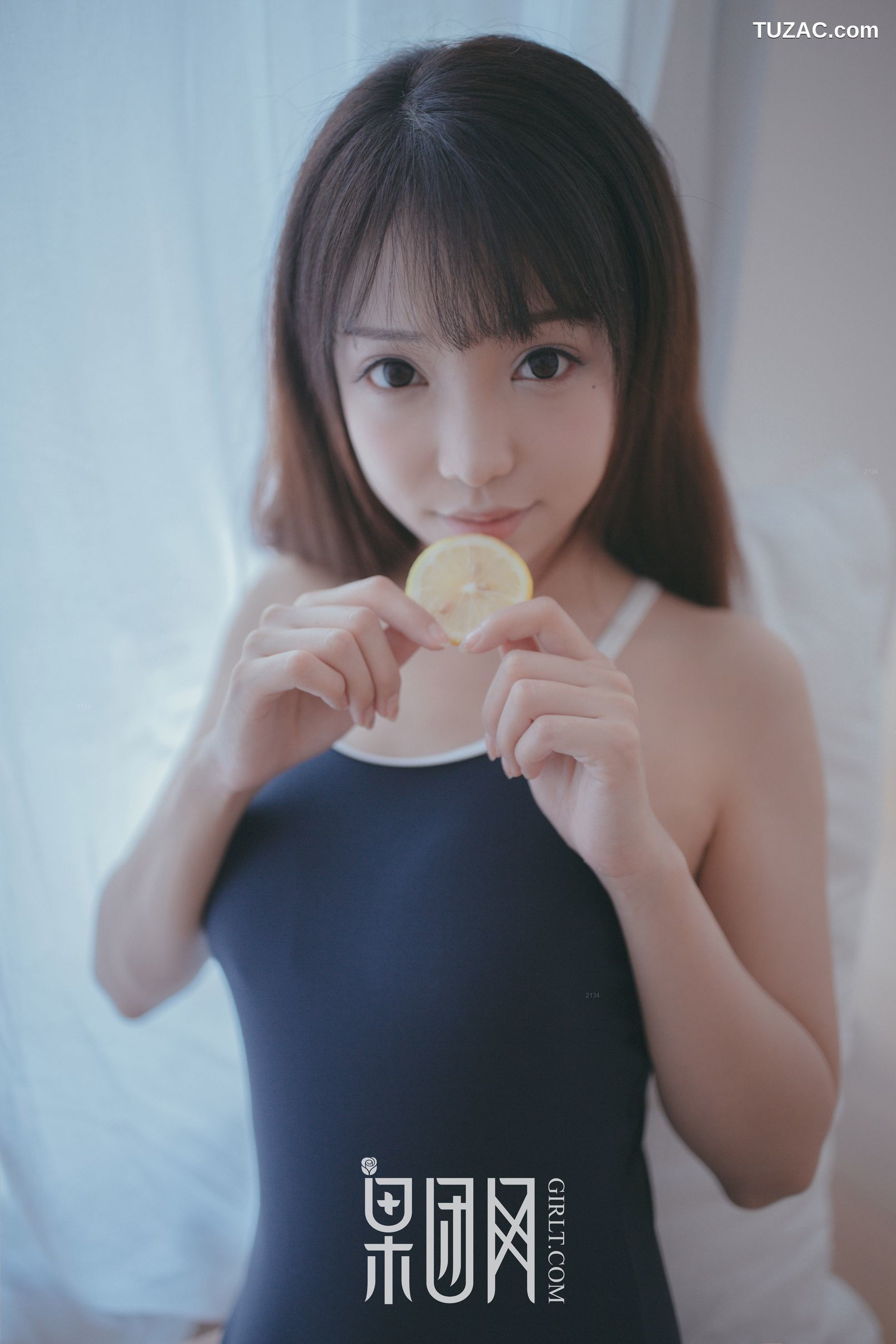 GIRLT果团网-熊川纪信-028-水花花不是水哗哗-邻家小妹陪你吃早餐