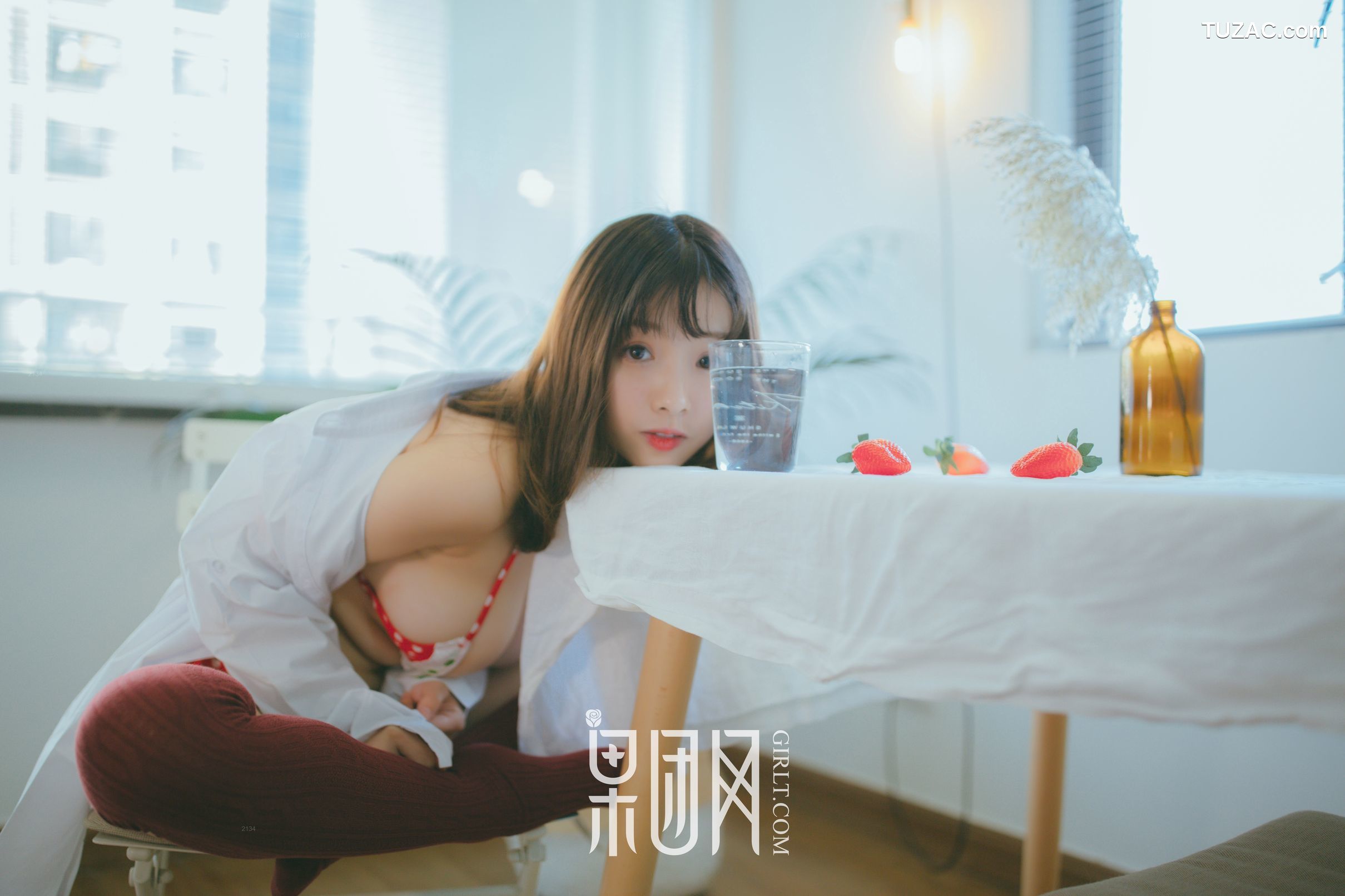 GIRLT果团网-熊川纪信-030-草莓姑娘的甜美日常