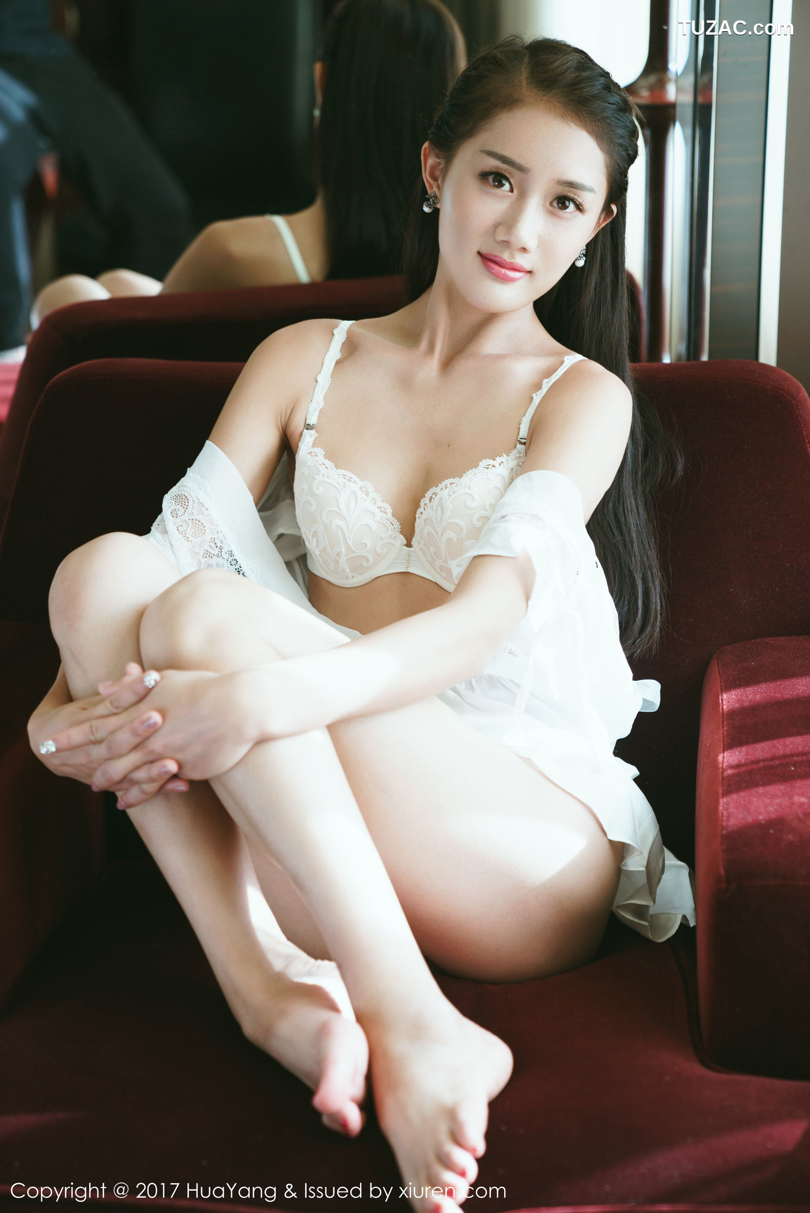 HuaYang花漾-009-晴儿-《五官精致颜值清新秀丽》写真集