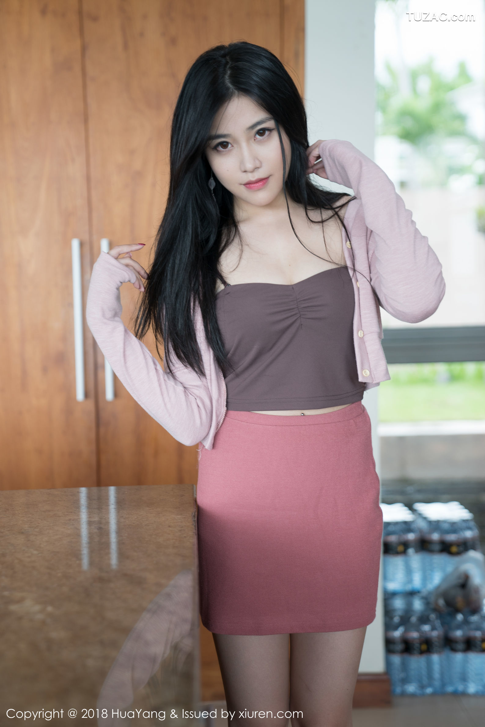 HuaYang花漾-029-许诺-《泰国旅拍》运动装-超短裙写真集