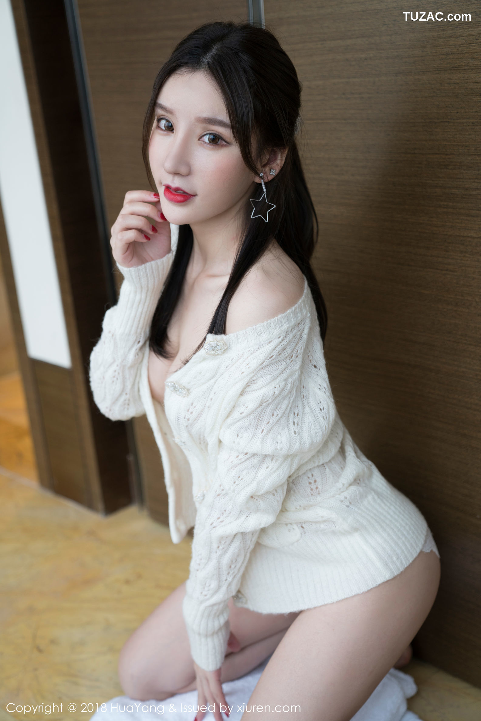 HuaYang花漾-053-周于希-《丝袜美腿》写真集