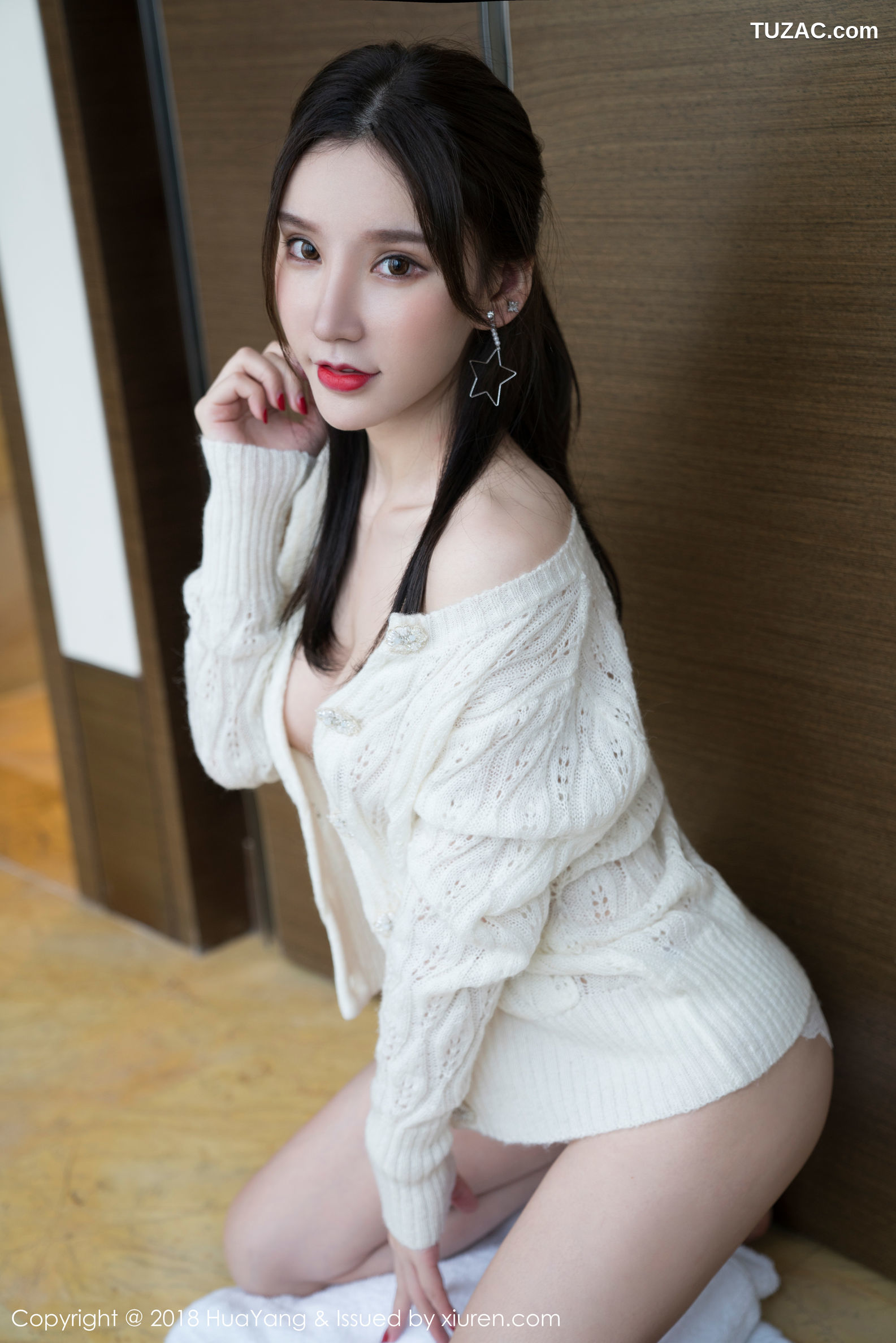 HuaYang花漾-053-周于希-《丝袜美腿》写真集