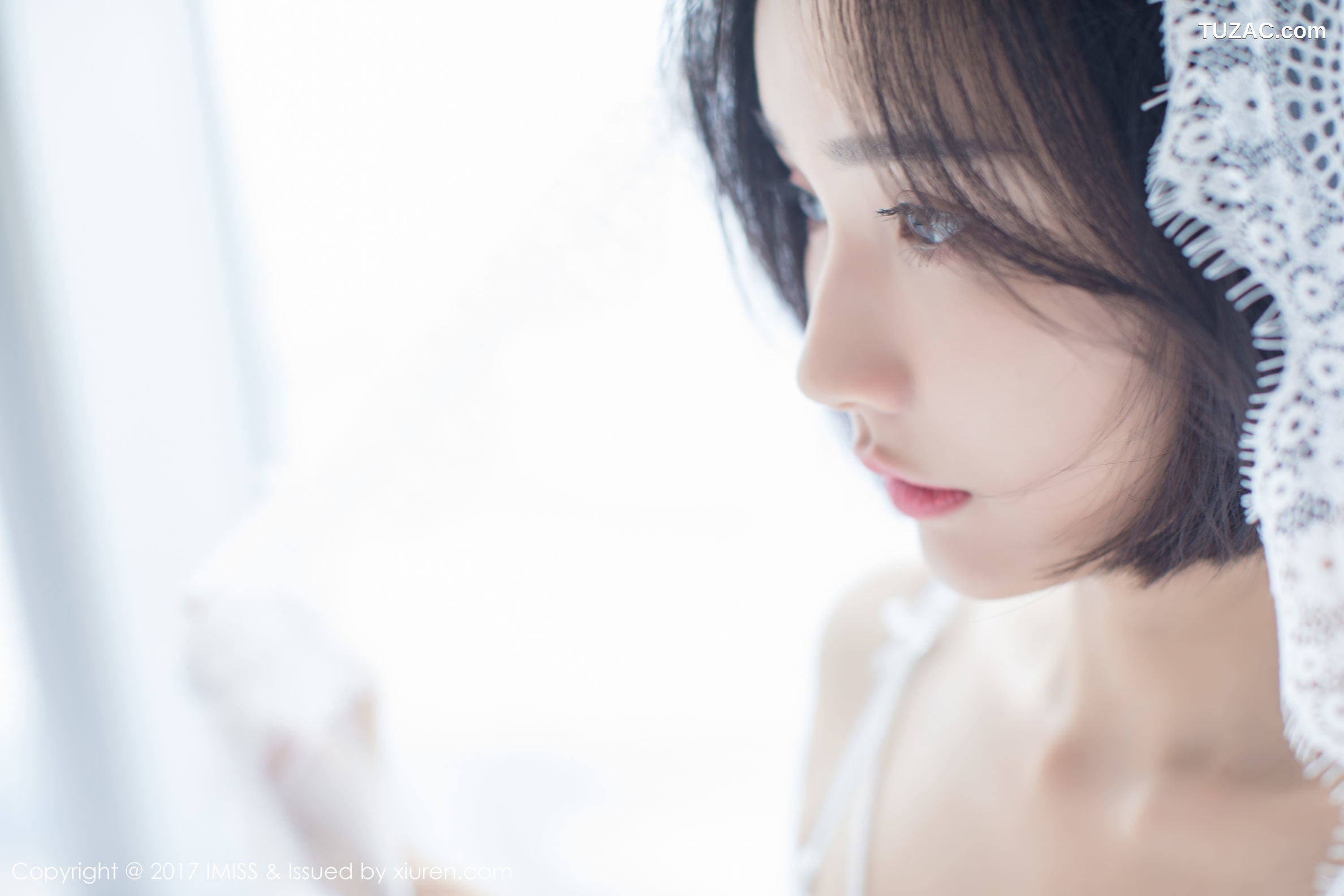 IMiss爱蜜社-178-Livia-清爽蓝色衬衣-白色蕾丝