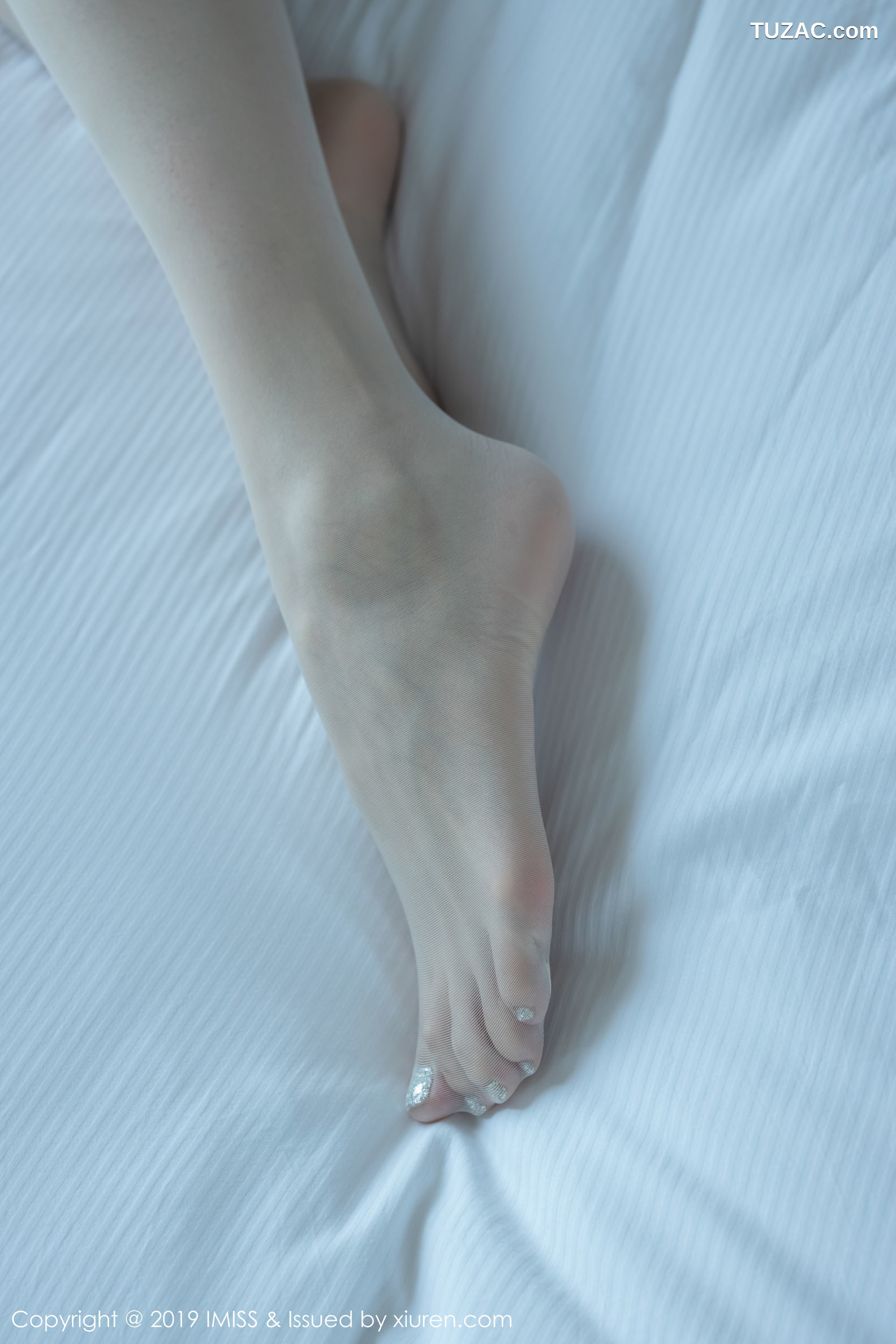 IMiss爱蜜社-424-许诺-性感内衣秀肉丝诱惑