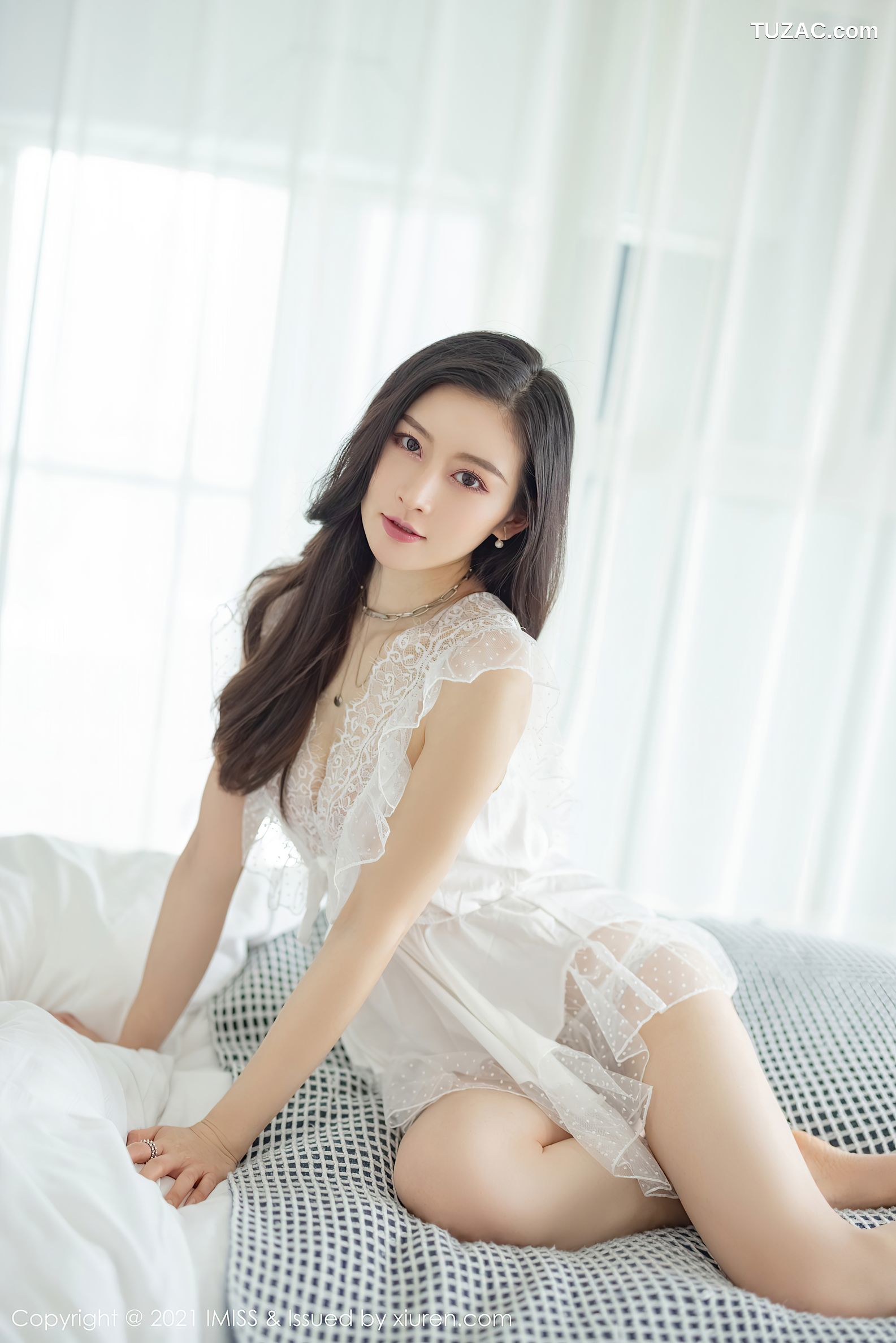 IMiss爱蜜社-592-Vanessa-肉色吊带礼服长裙白色蕾丝薄纱睡衣-2021.05.14