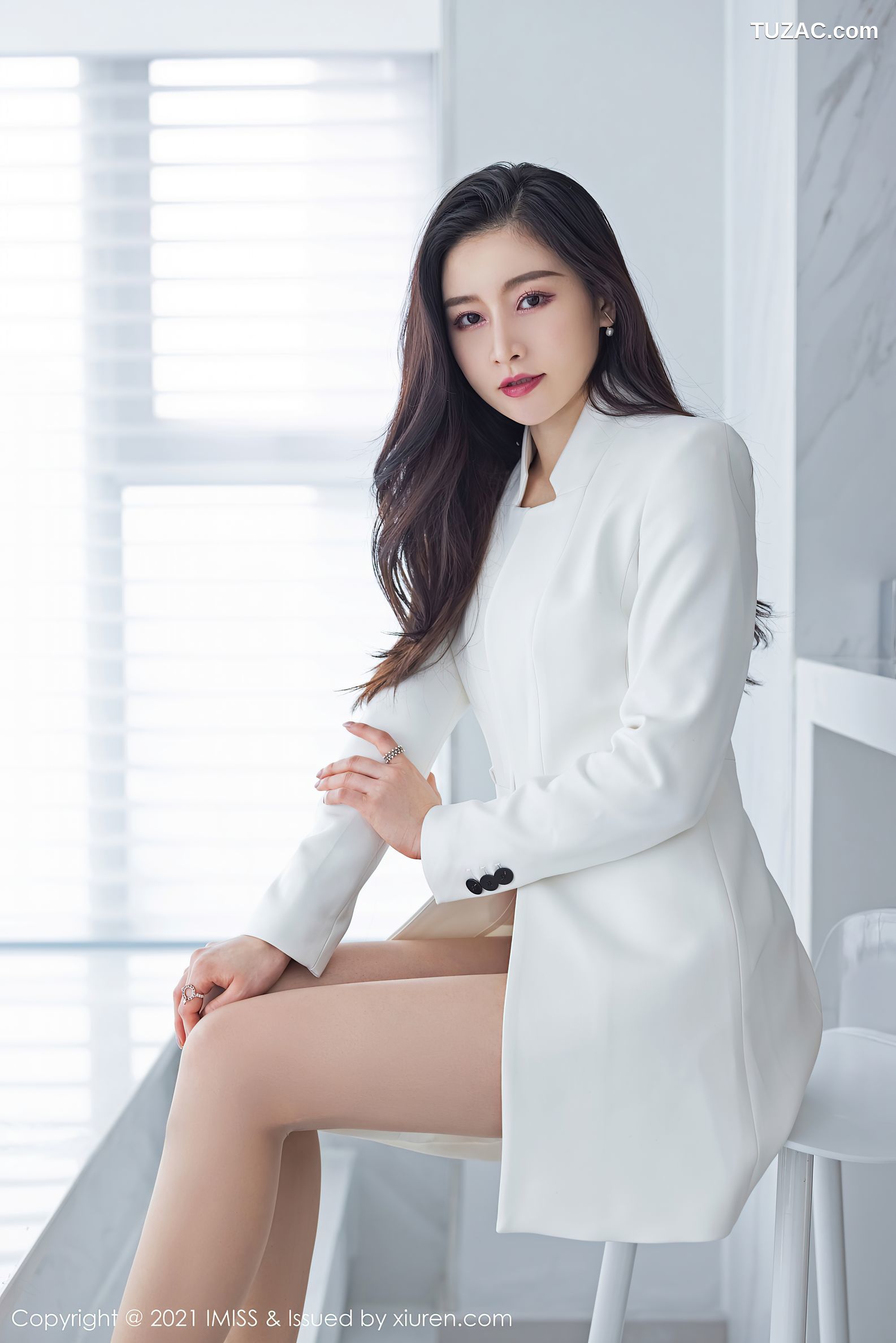 IMiss爱蜜社-594-Vanessa-白色外套白色内衣肉丝-2021.05.19