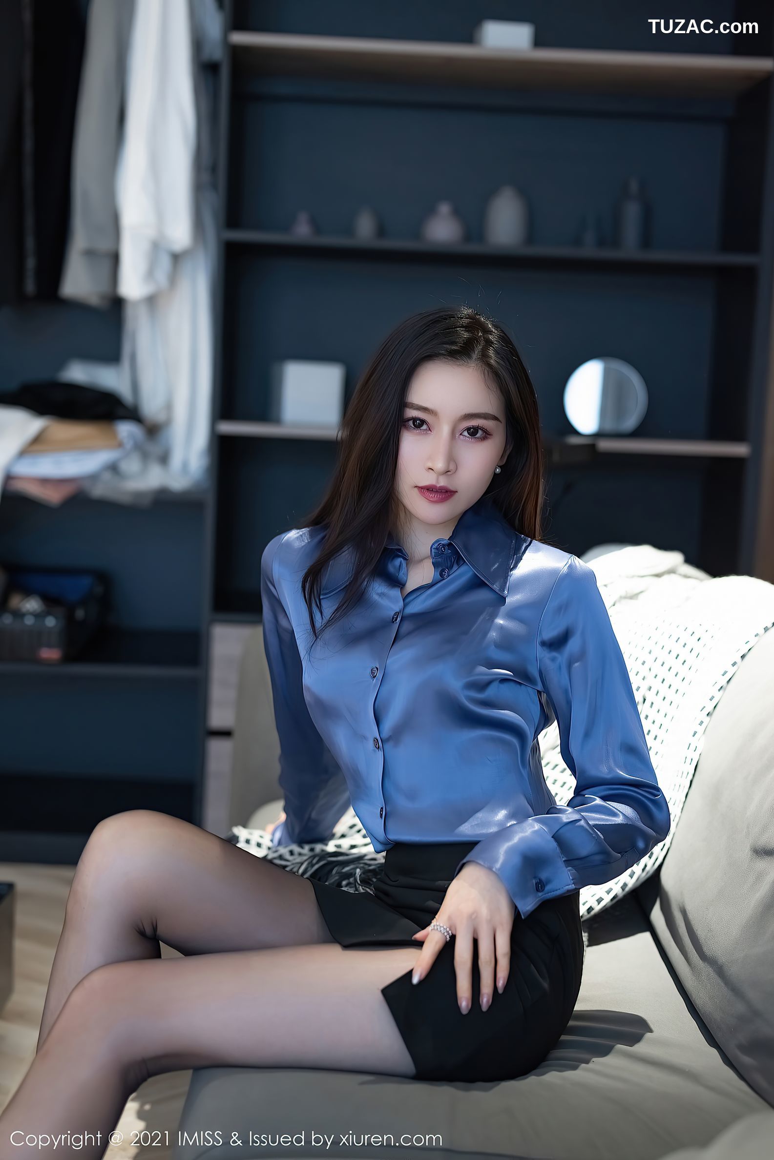 IMiss爱蜜社-604-Vanessa-职场OL蓝衬衫黑短裙黑蕾丝内衣-2021.06.18