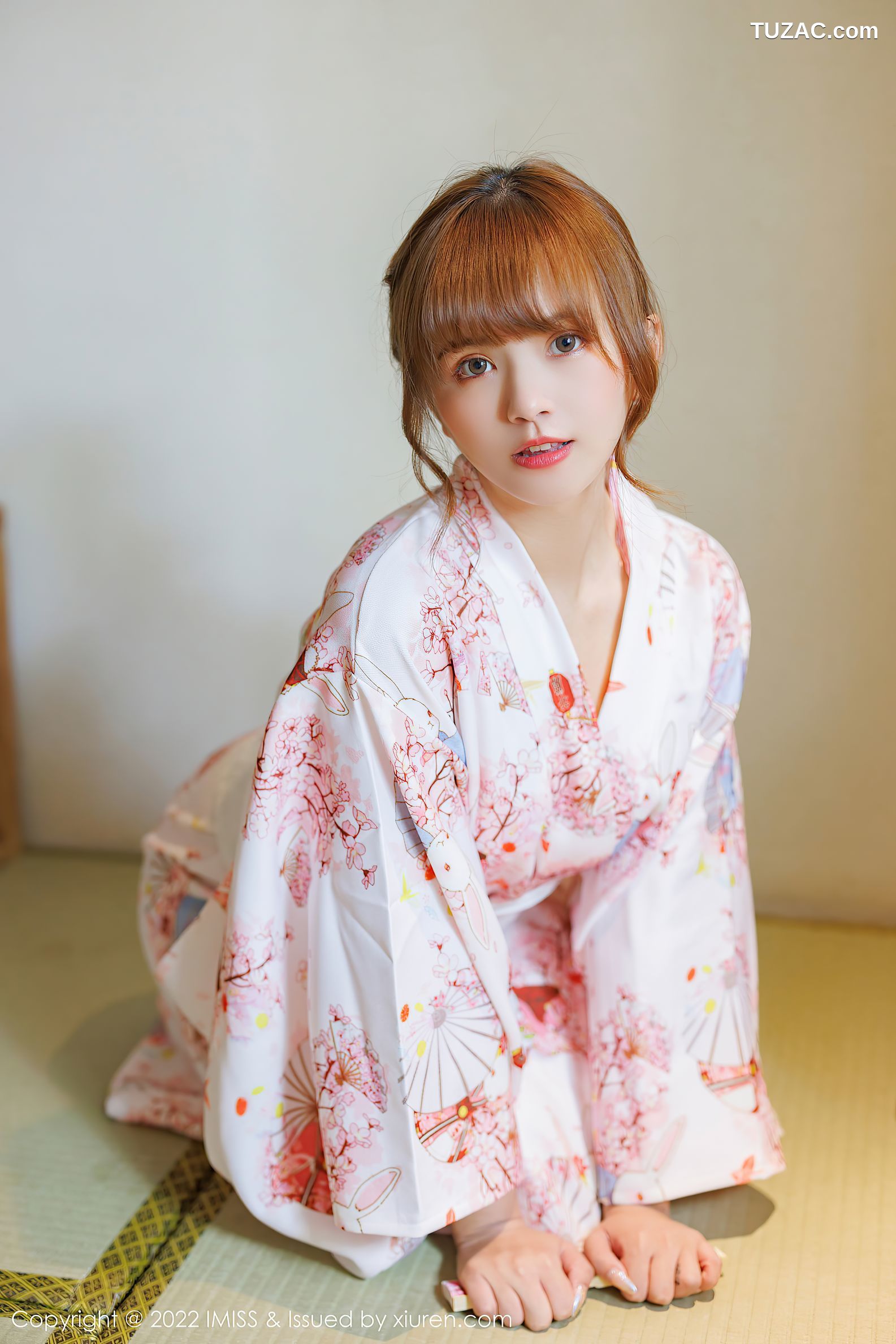 IMiss爱蜜社-676-张思允Nice-云南心愿旅拍白色红碎花和服蕾丝内衣-2022.04.07