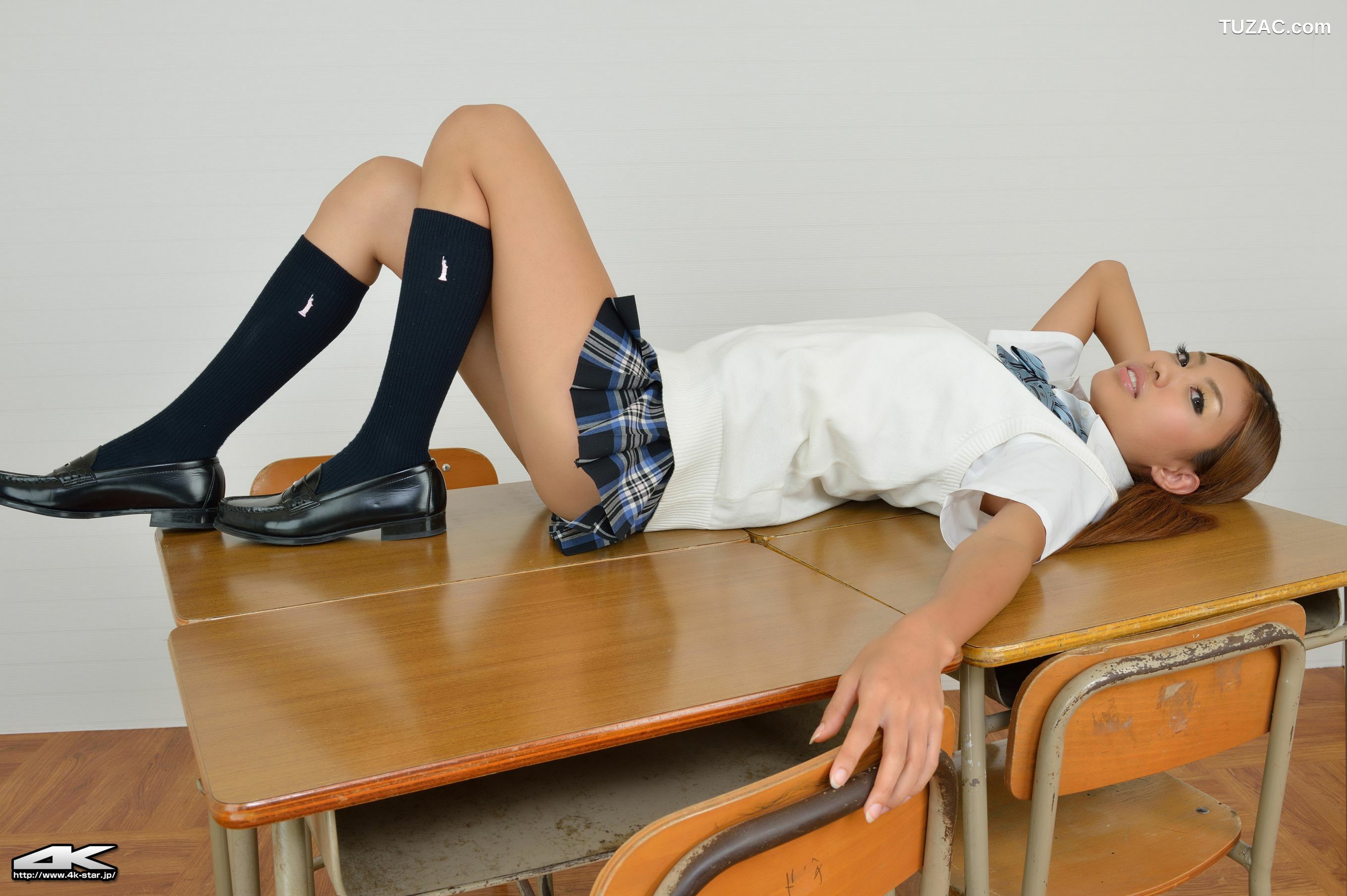 4K-STAR_ NO.00075 青山美琦/青山めぐ School Girl 教室学妹 写真集[90P]