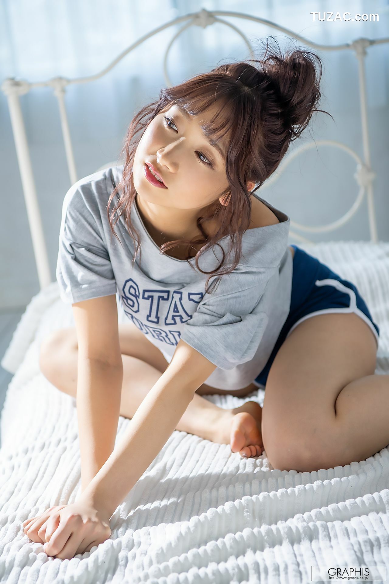 Graphis_ NO.463 加美杏奈 《Angel Smile》 写真集[70P]