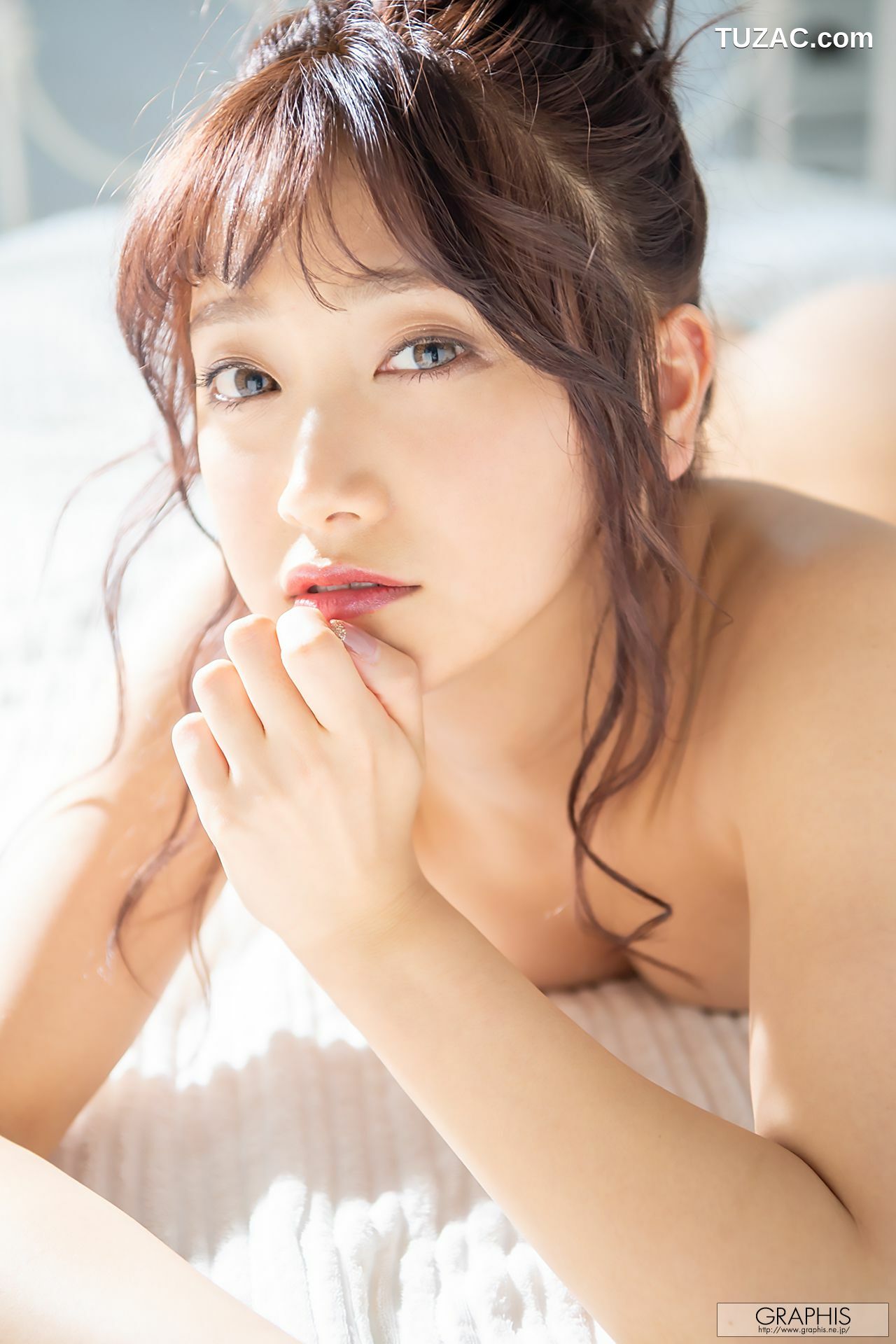 Graphis_ NO.463 加美杏奈 《Angel Smile》 写真集[70P]