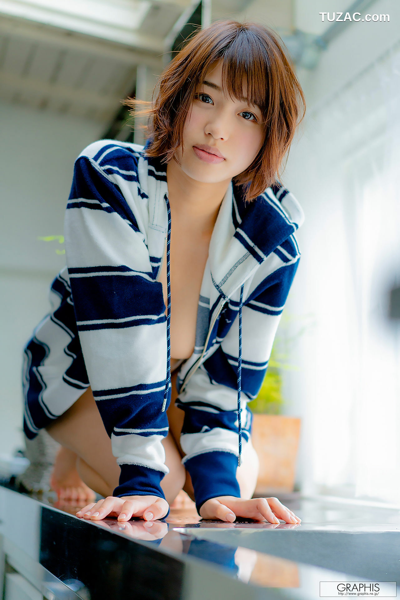 Graphis_Mahiro Tadai 唯井まひろ/唯井真寻 First Gravure 初脱ぎ娘 写真集[78P]