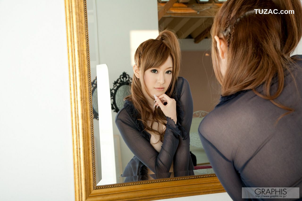 Graphis_Mai Shirosaki 白咲舞 First Gravure 初脱ぎ娘 写真集[17P]