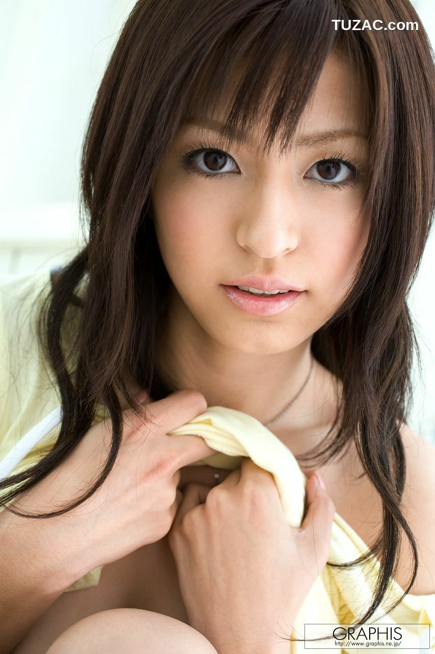 Graphis_Misaki Mori 森美咲 First Gravure 初脱ぎ娘 写真集[33P]