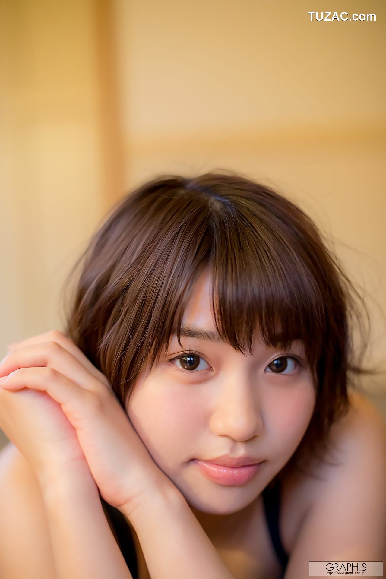 Graphis_唯井まひろ 《Pure Smile》 Gals 写真集[35P]