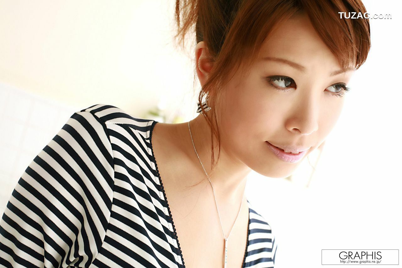 Graphis_夏川しずく/夏川水滴《Elegant Trick》 Gals 写真集[20P]