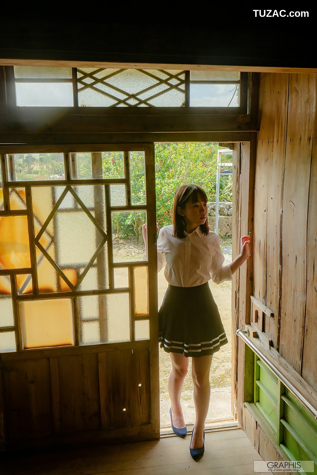 Graphis_架乃ゆら《Sweet Memories》 Gals450 写真集[48P]