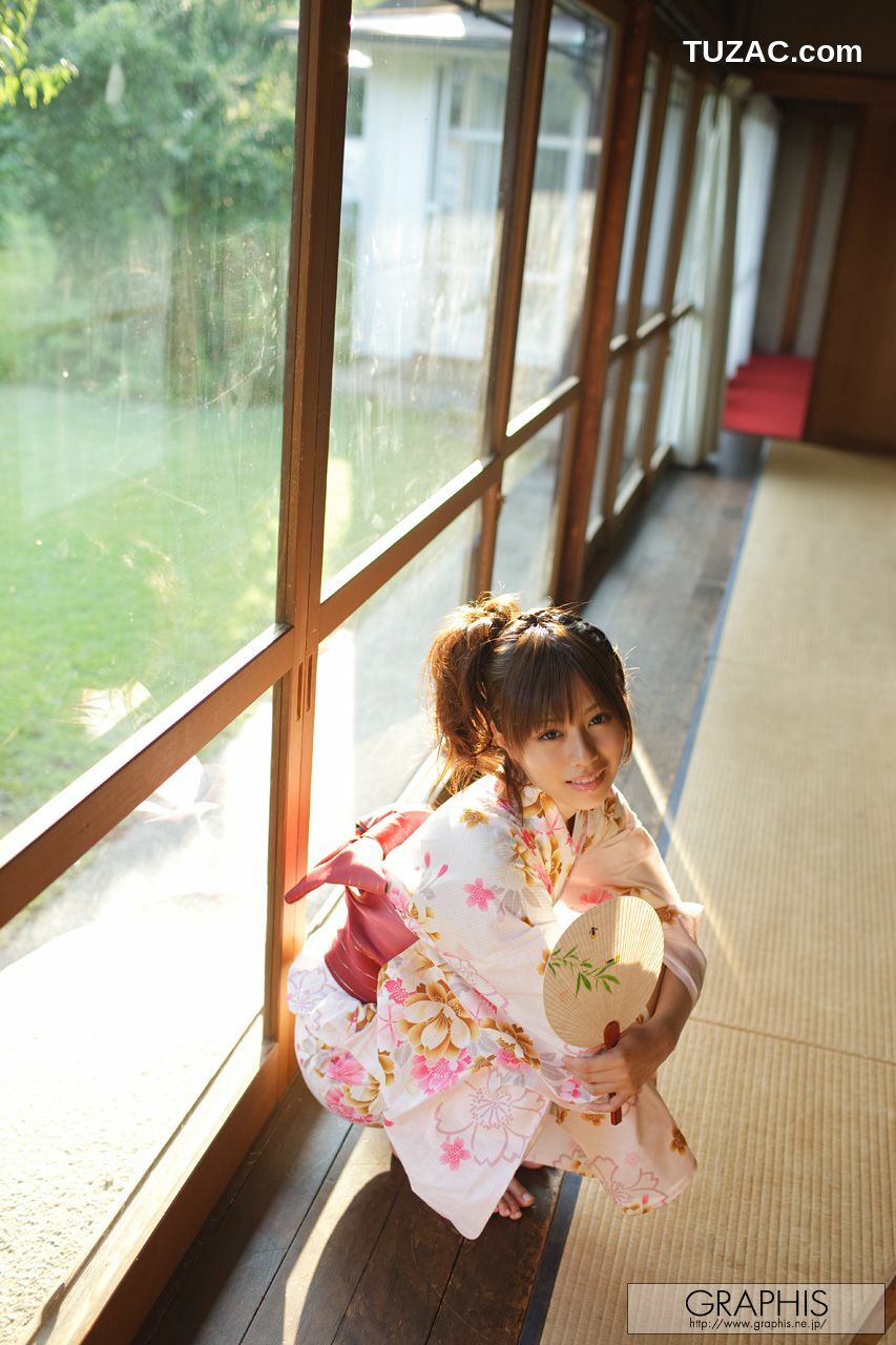 Graphis_瑠川リナ/琉川里菜《Pure and Cute》 Gals 写真集[33P]