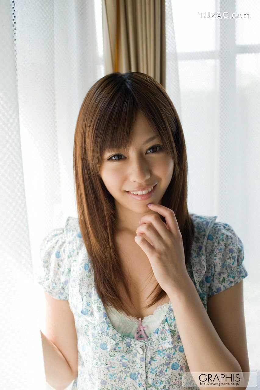Graphis_瑠川リナ/琉川里菜《Pure and Cute》 Gals 写真集[33P]