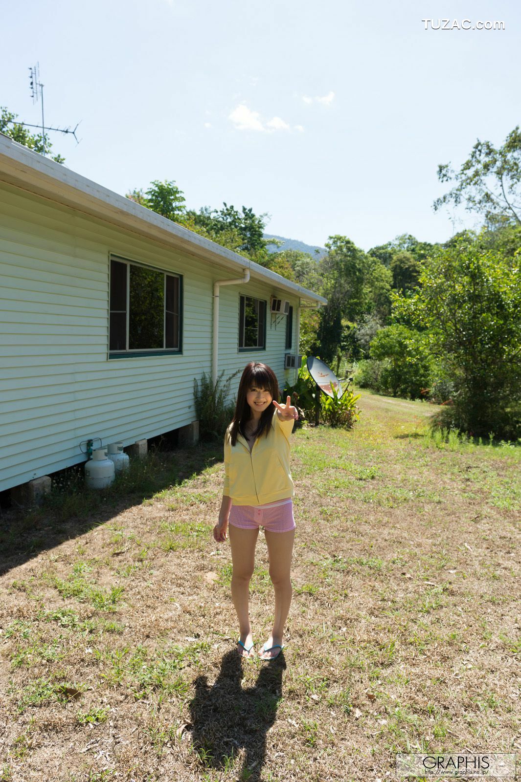 Graphis_美里有紗《South Wind》 Special Contents 写真集[40P]