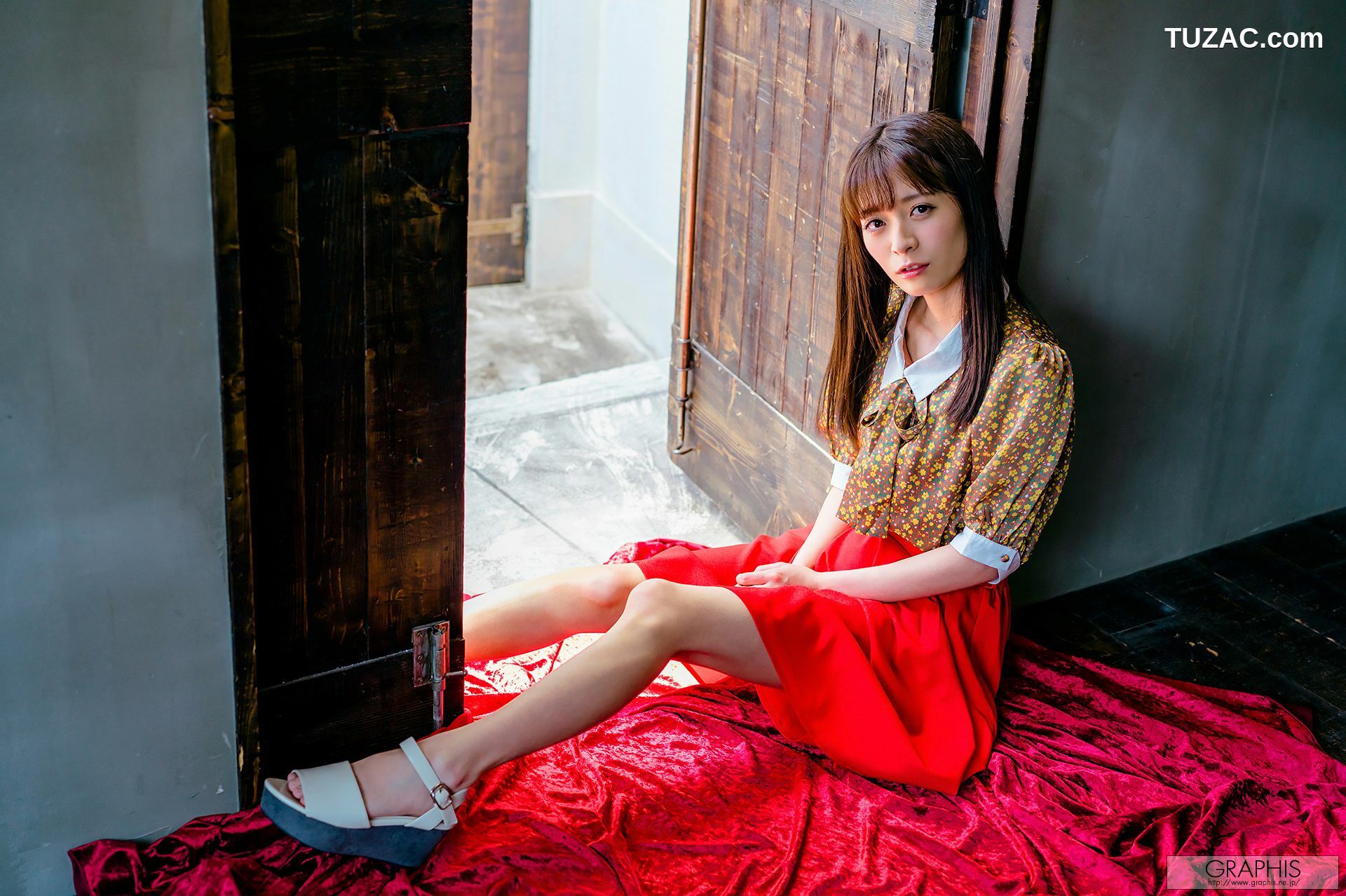 Graphis_野々浦暖 《Enchanted eyes》 Gals447 写真集[51P]