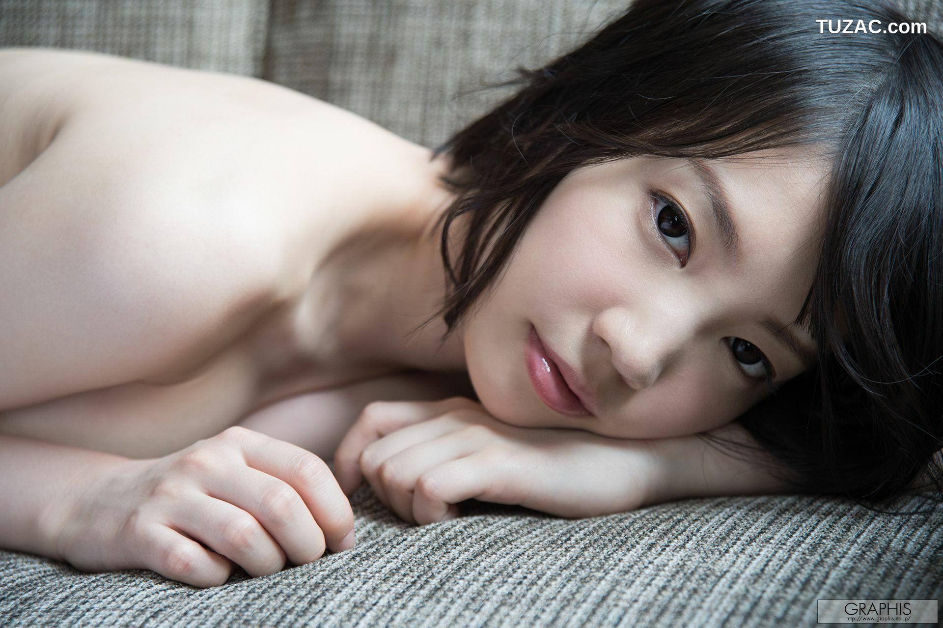 Graphis_鈴木心春《Angelic Girl》 Gals 写真集[49P]