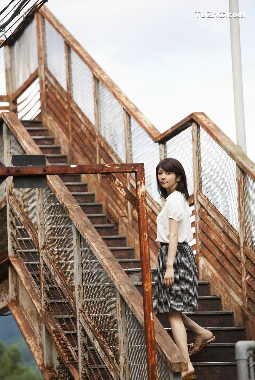 Image.tv_白石美帆《真夏の憧憬》 写真集[32P]